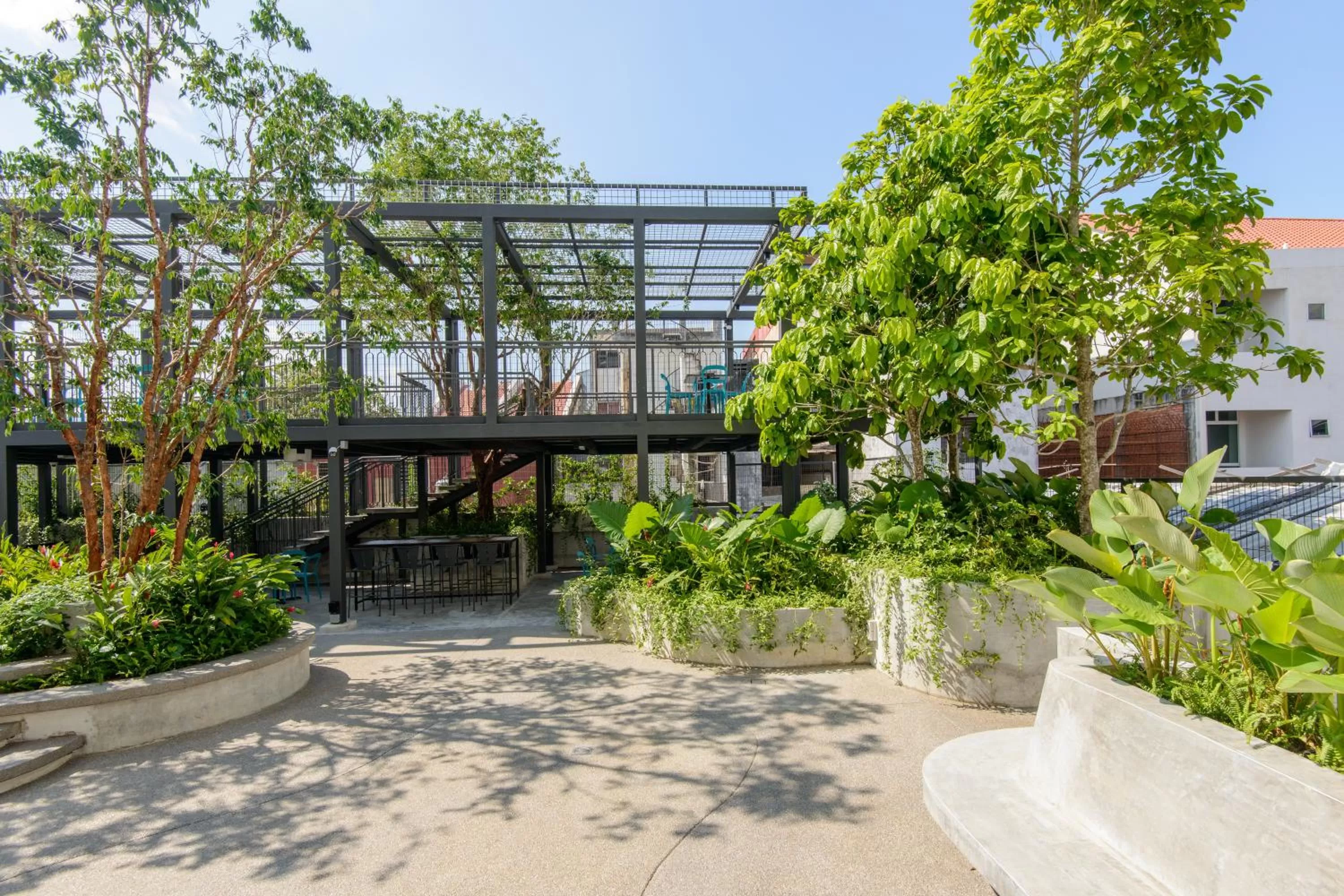 Property building in SAVV HOTEL