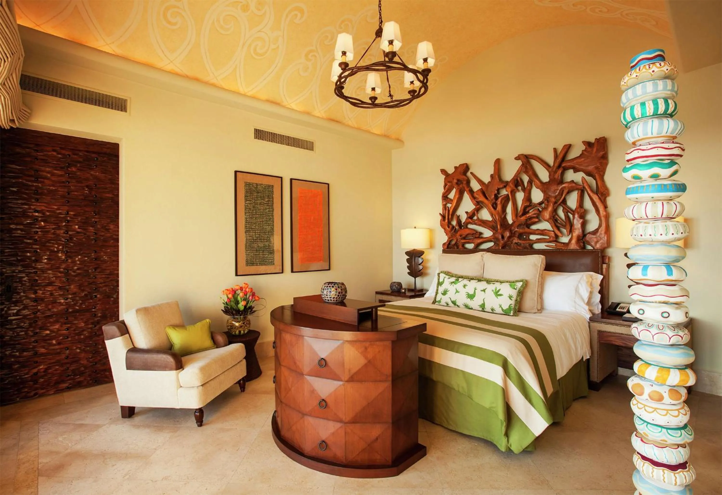 Living room in Waldorf Astoria Los Cabos Pedregal