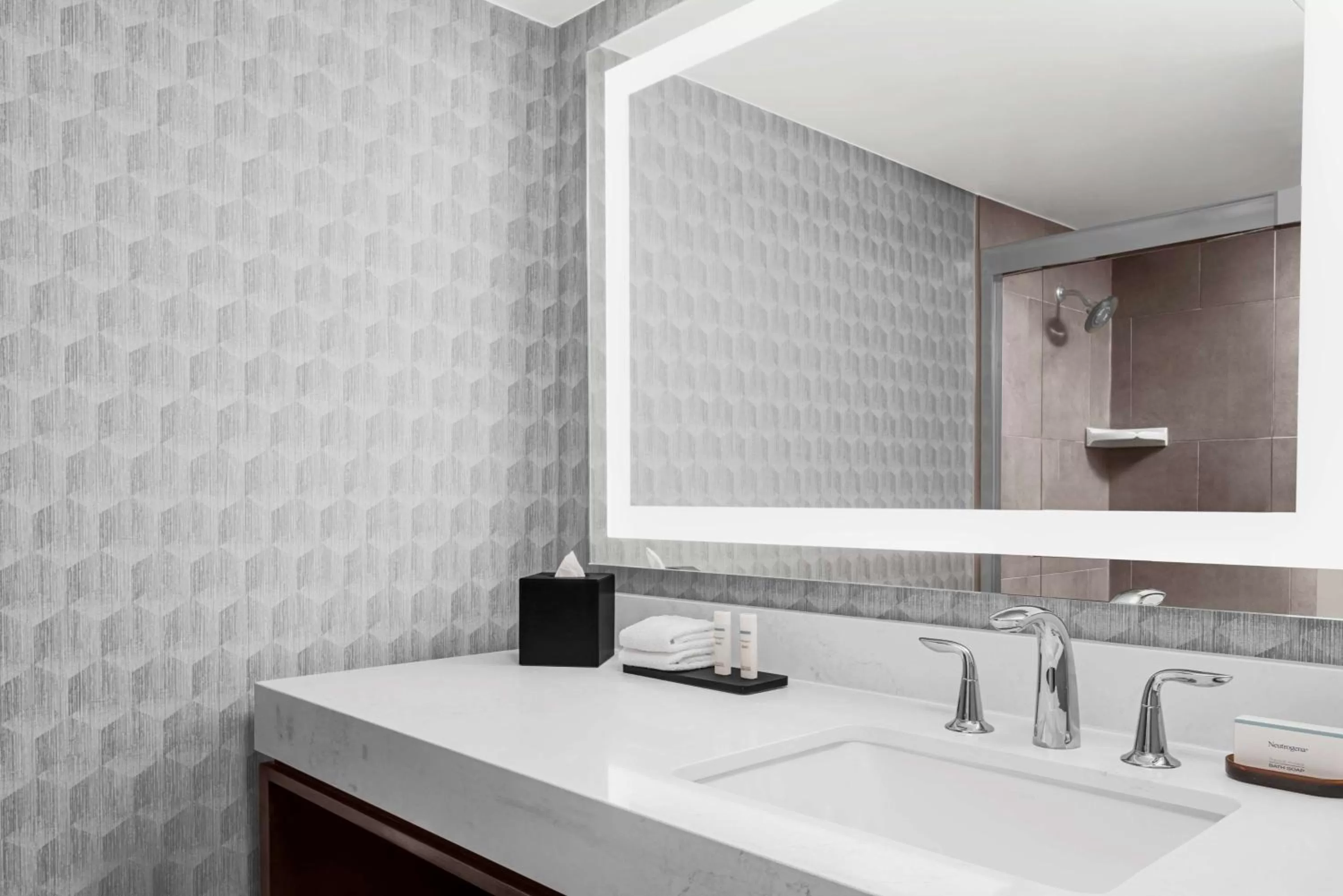 Bathroom in Embassy Suites by Hilton Nashville Airport