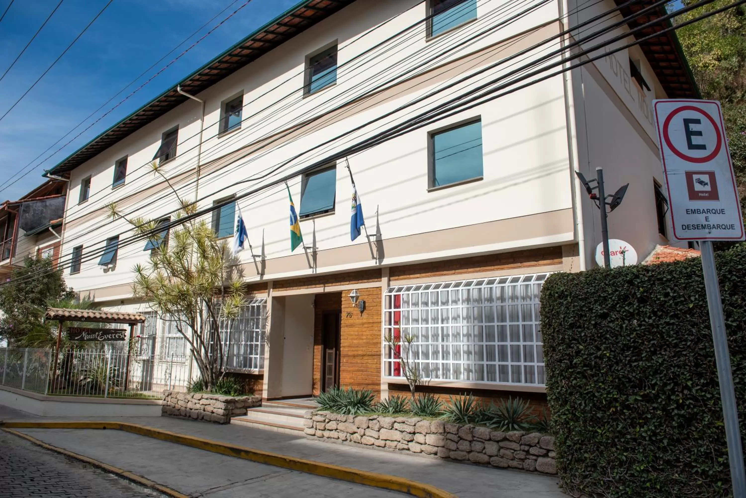 Facade/entrance in Hotel Mount Everest