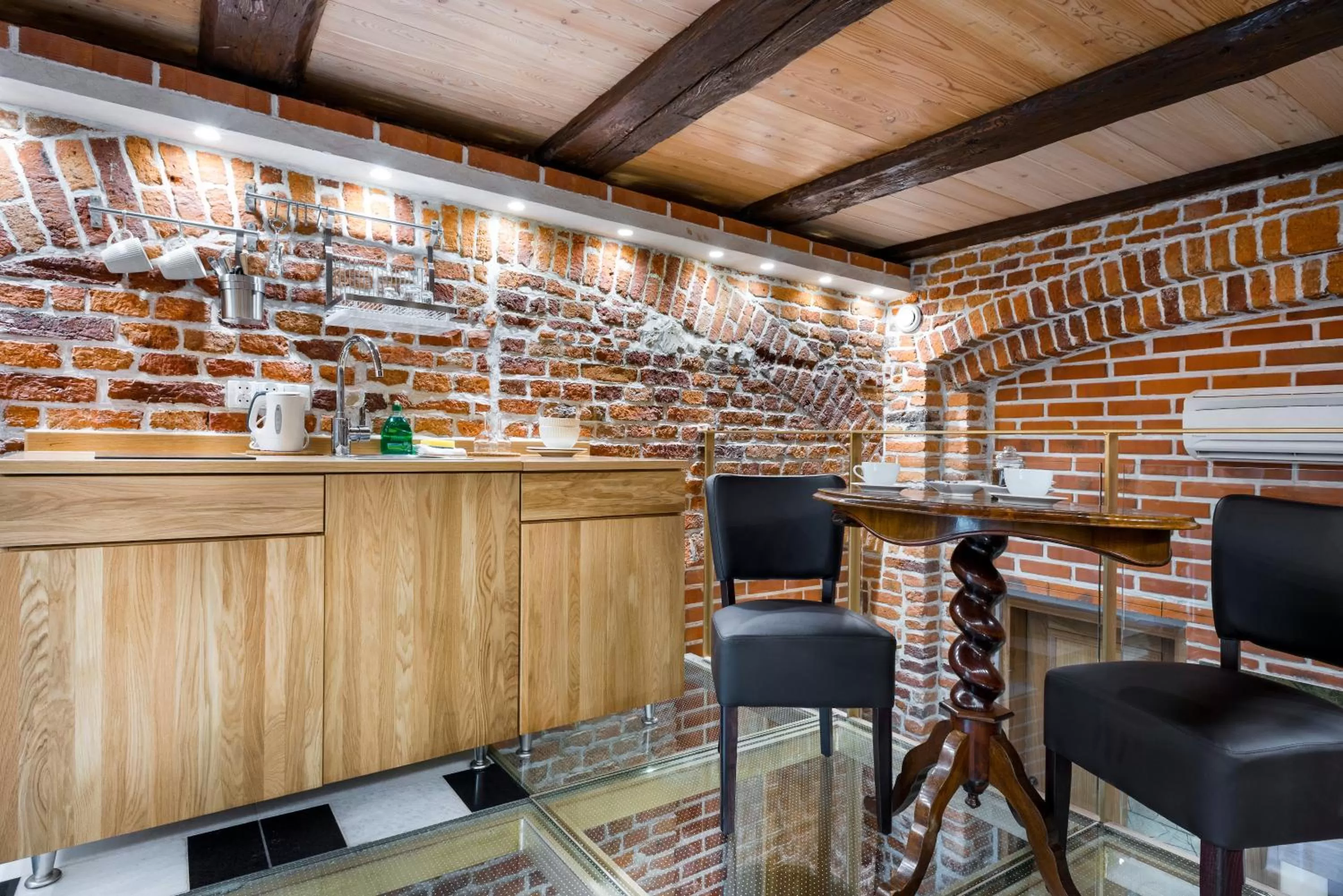 Dining area in Aparthotel Stare Miasto