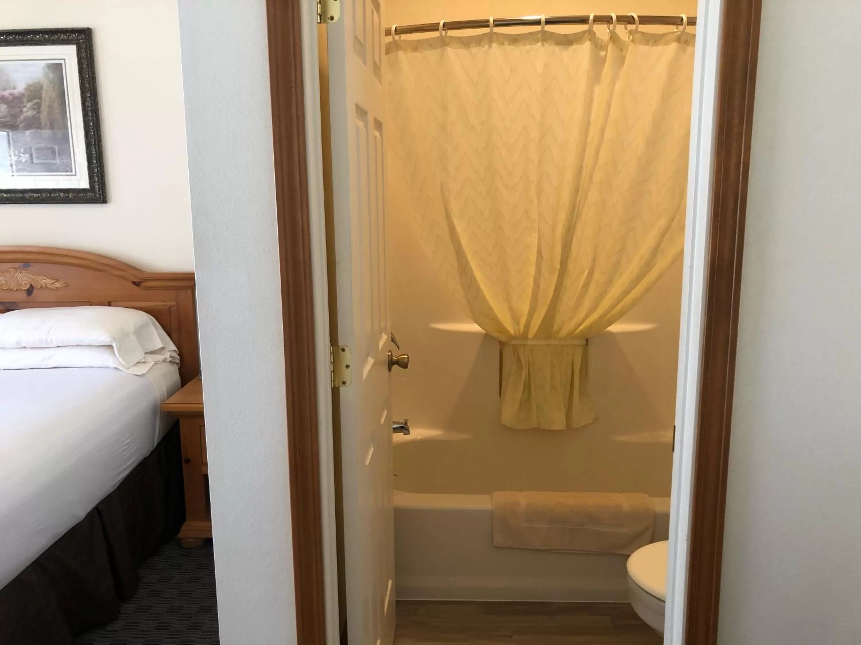 Bed in The Landmark Inn