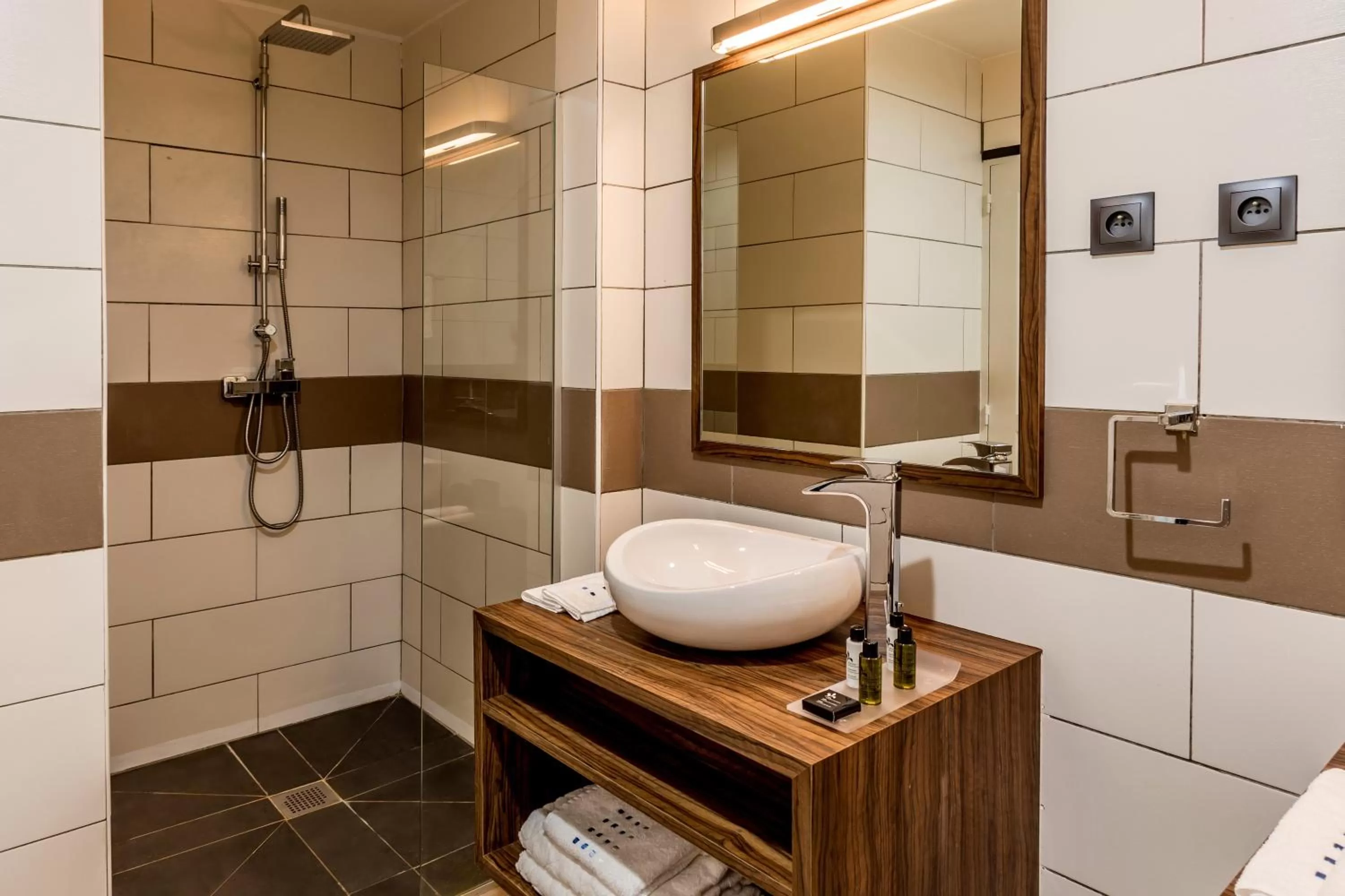 Bathroom in Residence Fort Savane