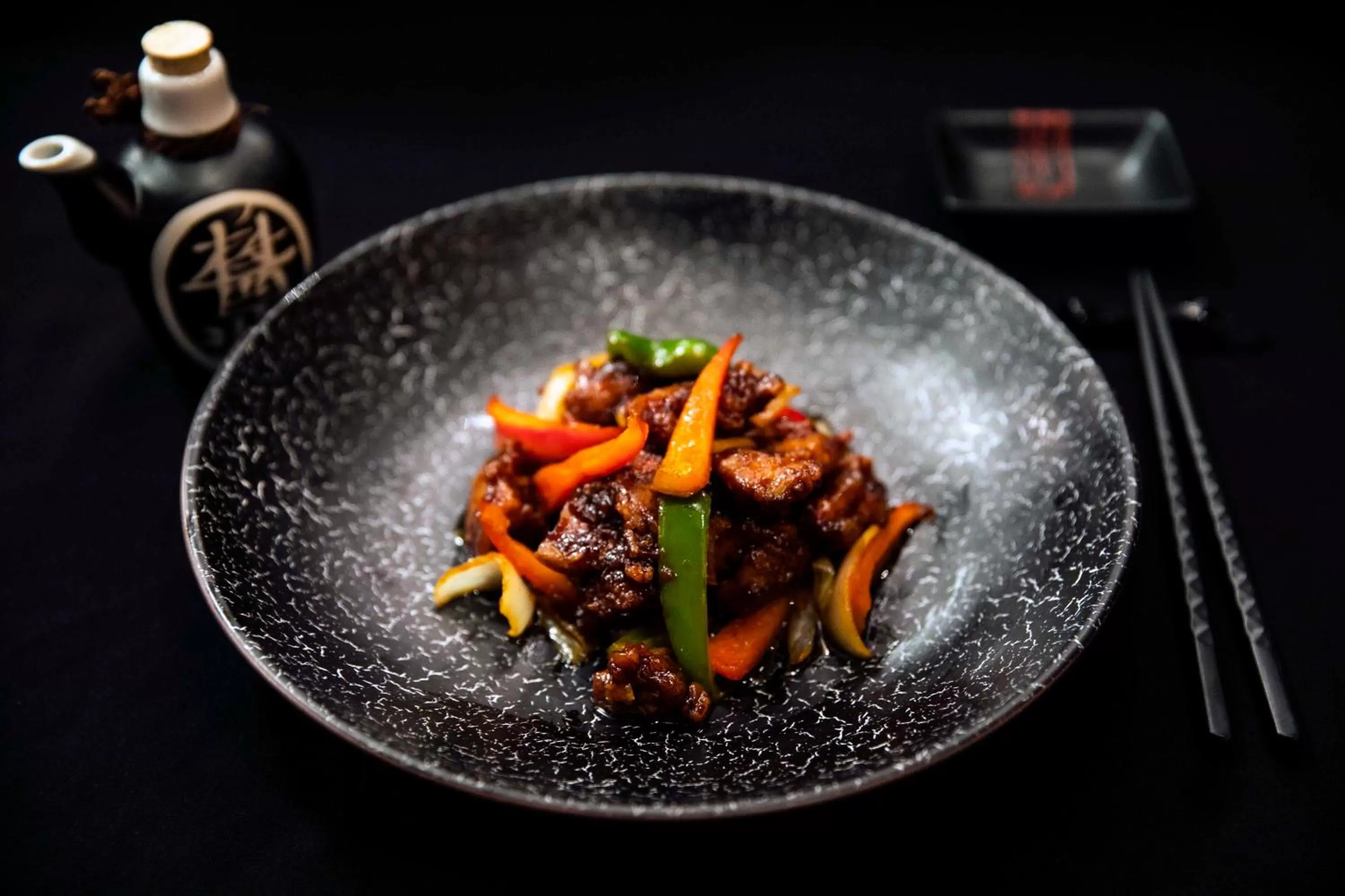 Food and drinks in Mövenpick Grand Al Bustan