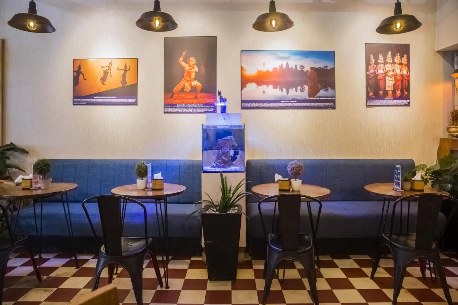 Restaurant/places to eat in The Artist Residence