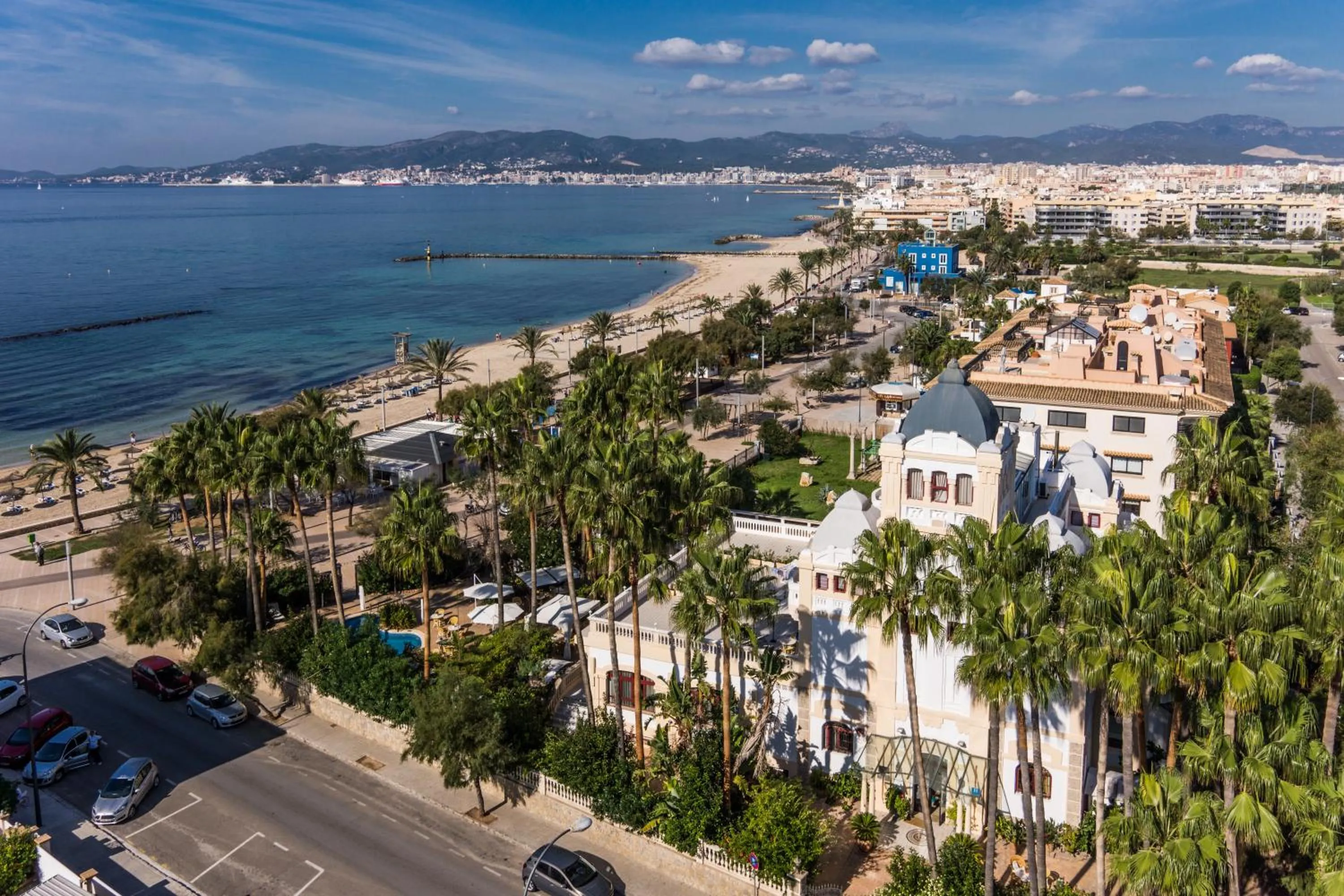 Facade/entrance in Hotel Ciutat Jardi