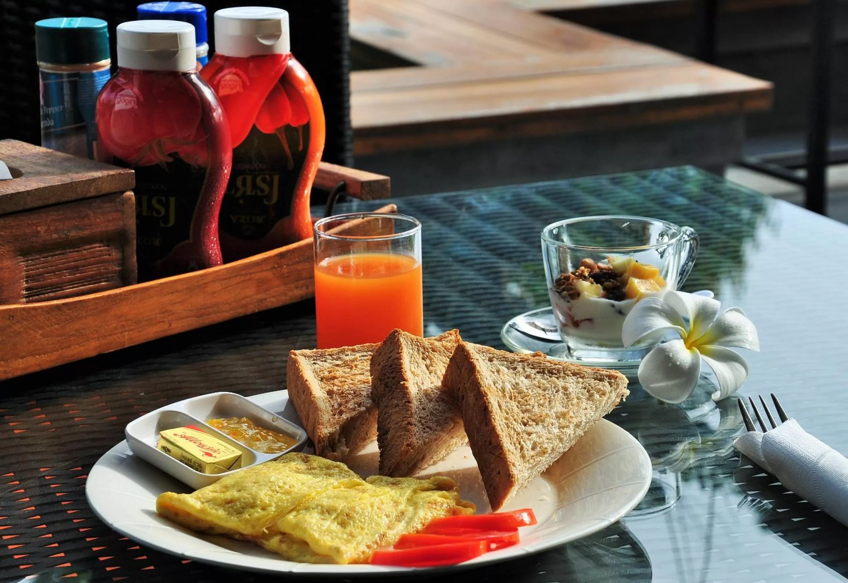 Breakfast in Family House Zen Boutique Resort