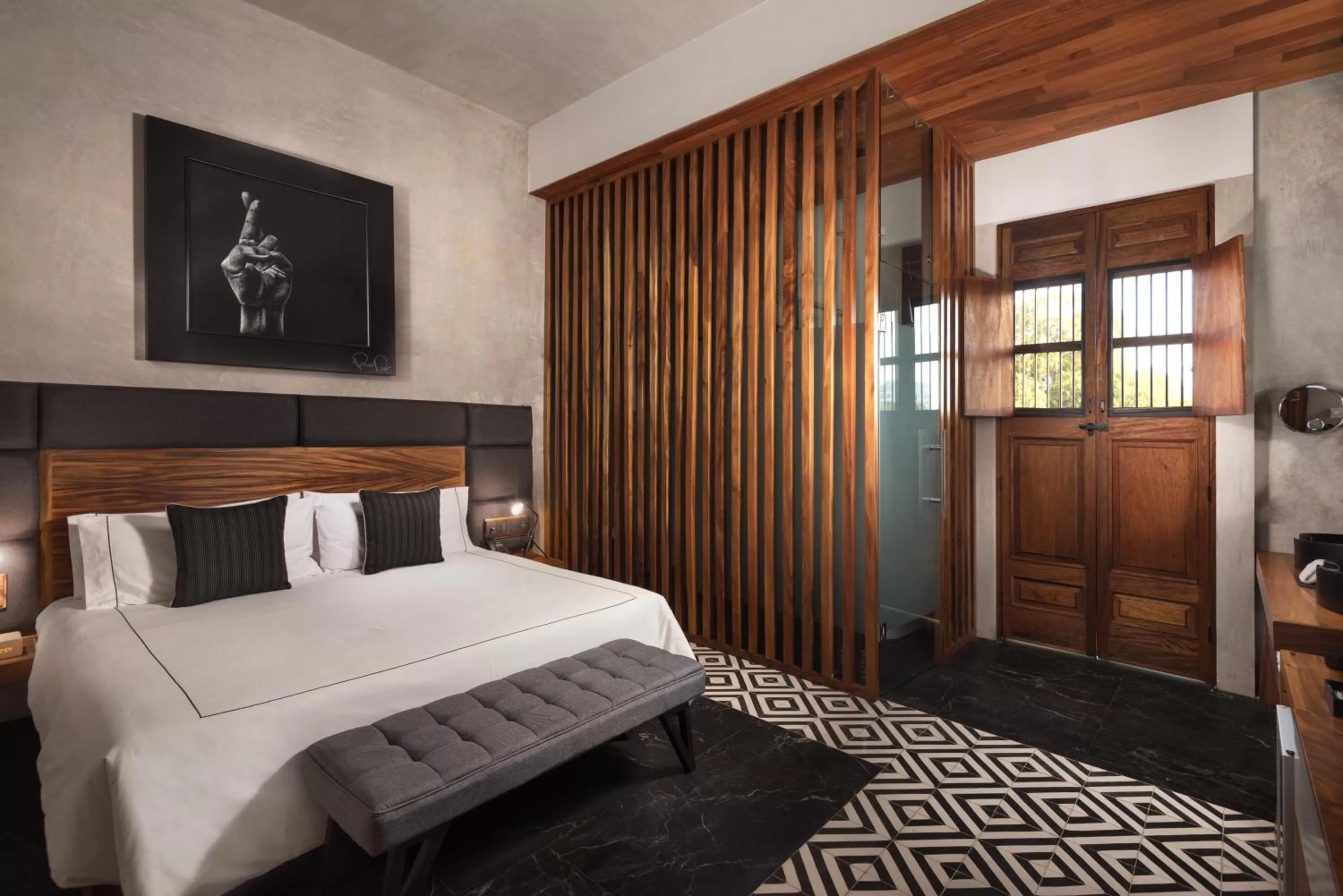 Bed in Diez Diez Collection