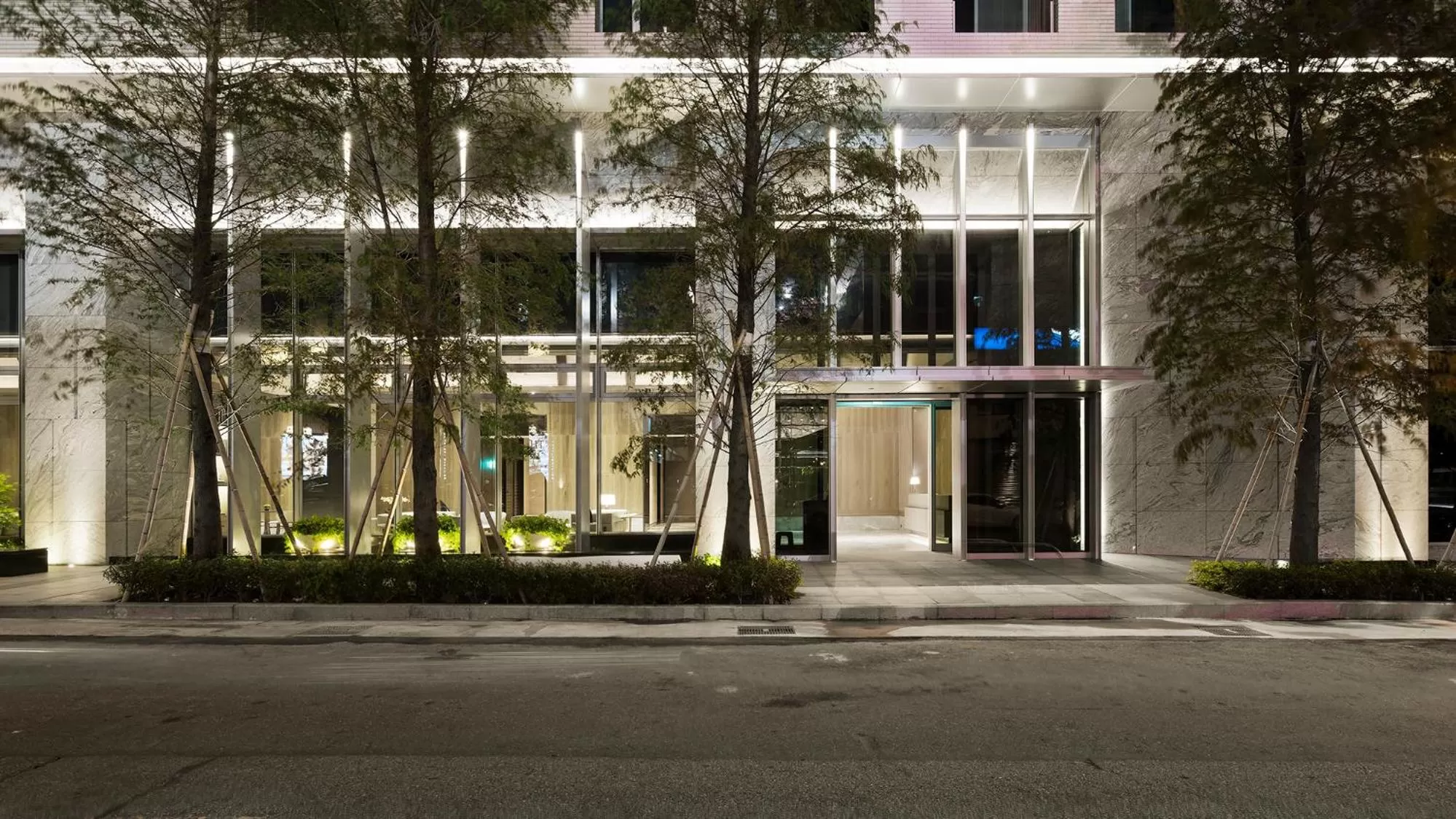 Facade/entrance in HUAN Serviced Residence