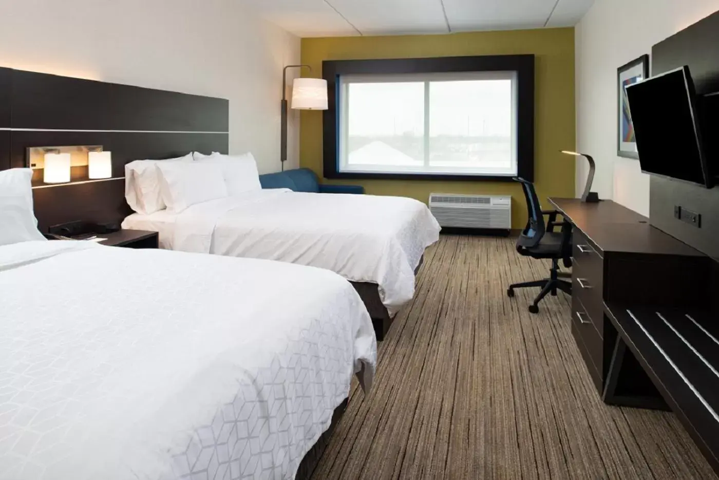 Queen Suite with Two Queen Beds and Sofa Bed in Holiday Inn Express & Suites - Romeoville - Joliet North by IHG Queen Suite with Two Queen Beds and Sofa Bed in Holiday Inn Express & Suites - Romeoville - Joliet North by IHG