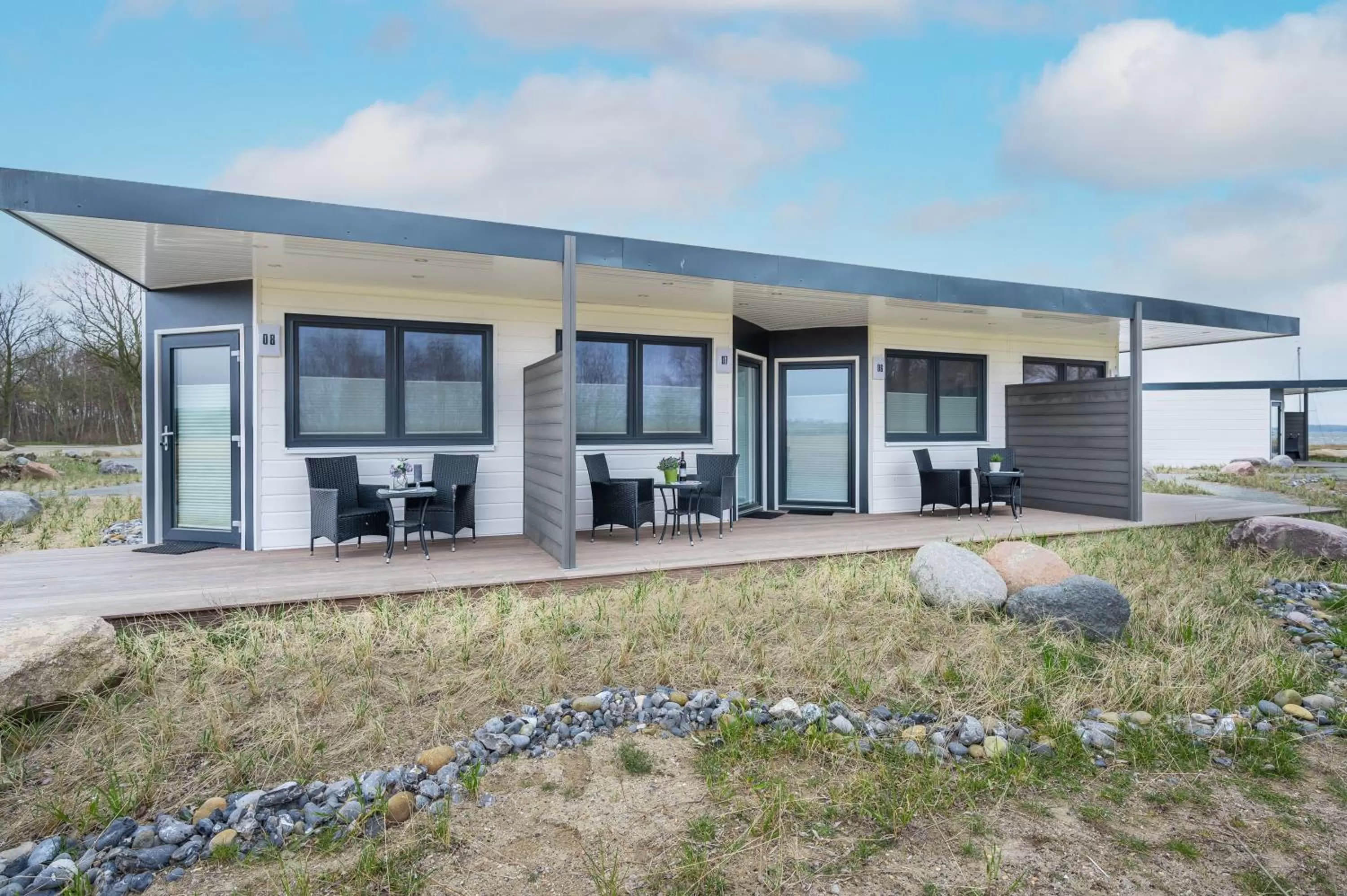 Property building in Marina Martinshafen