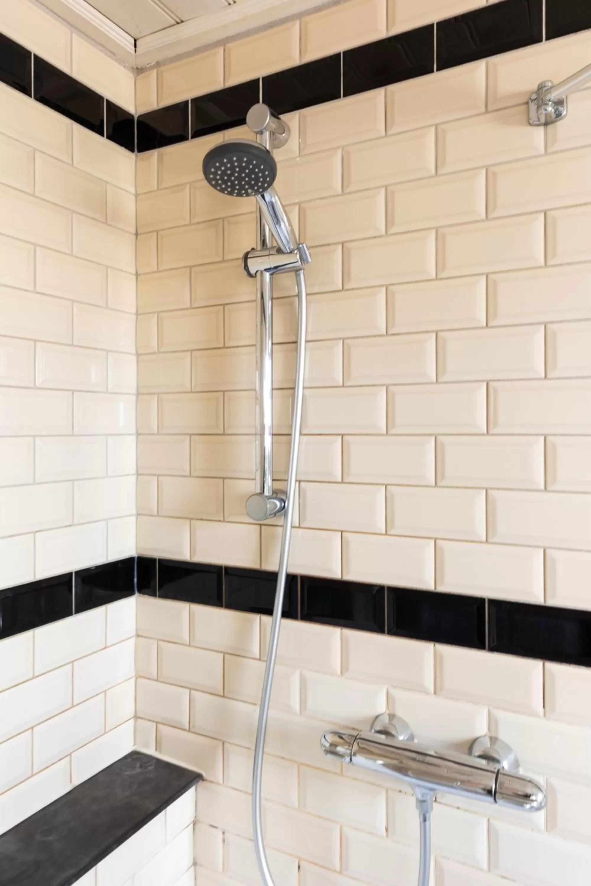 Shower in Boerenhofstede de Overhorn