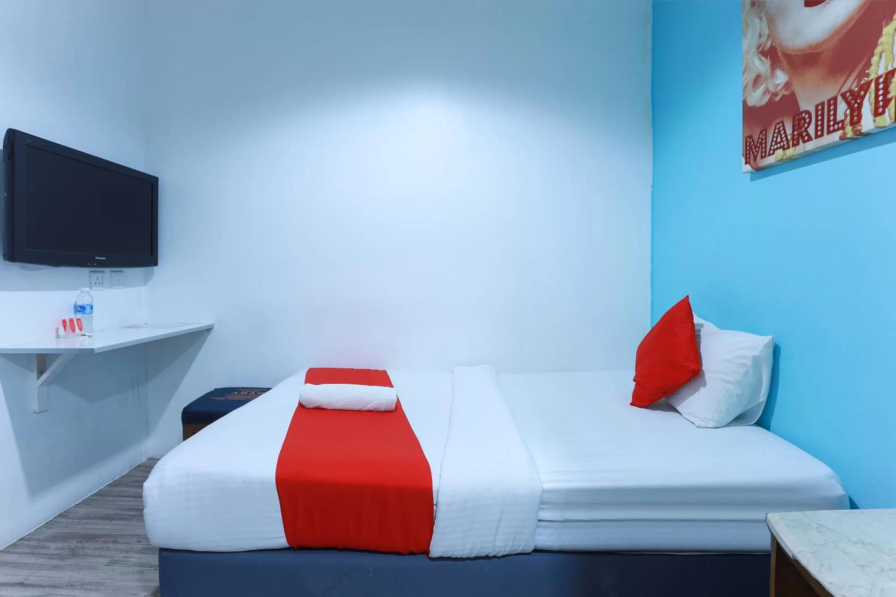 Bedroom, Bed in Hotel Aman- Nilai & KLIA