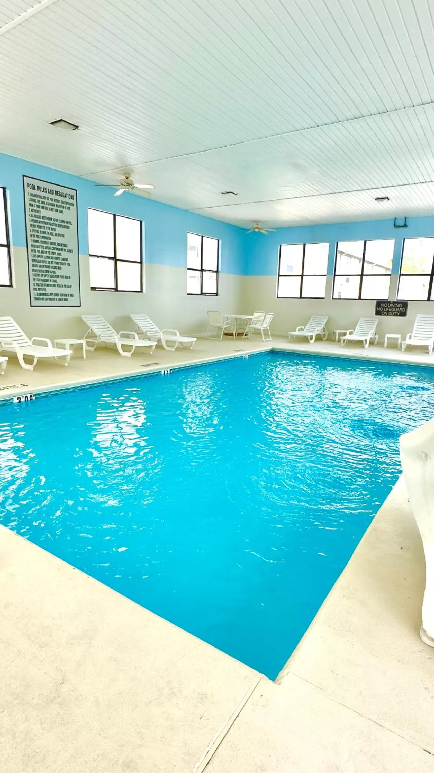 Swimming pool in Clarion Pointe Vidalia - Lyons West