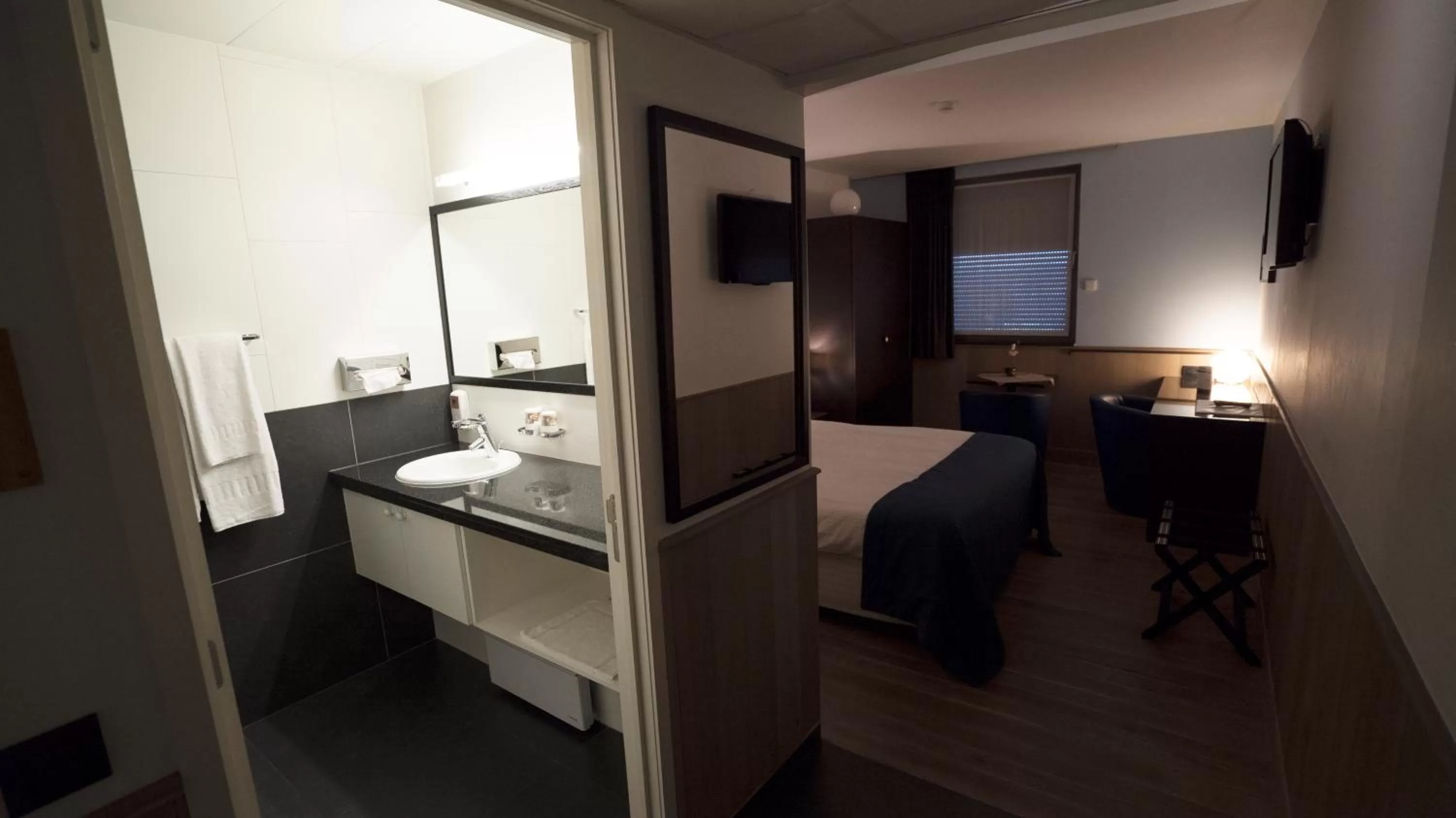 Bed in Hotel Orchidee