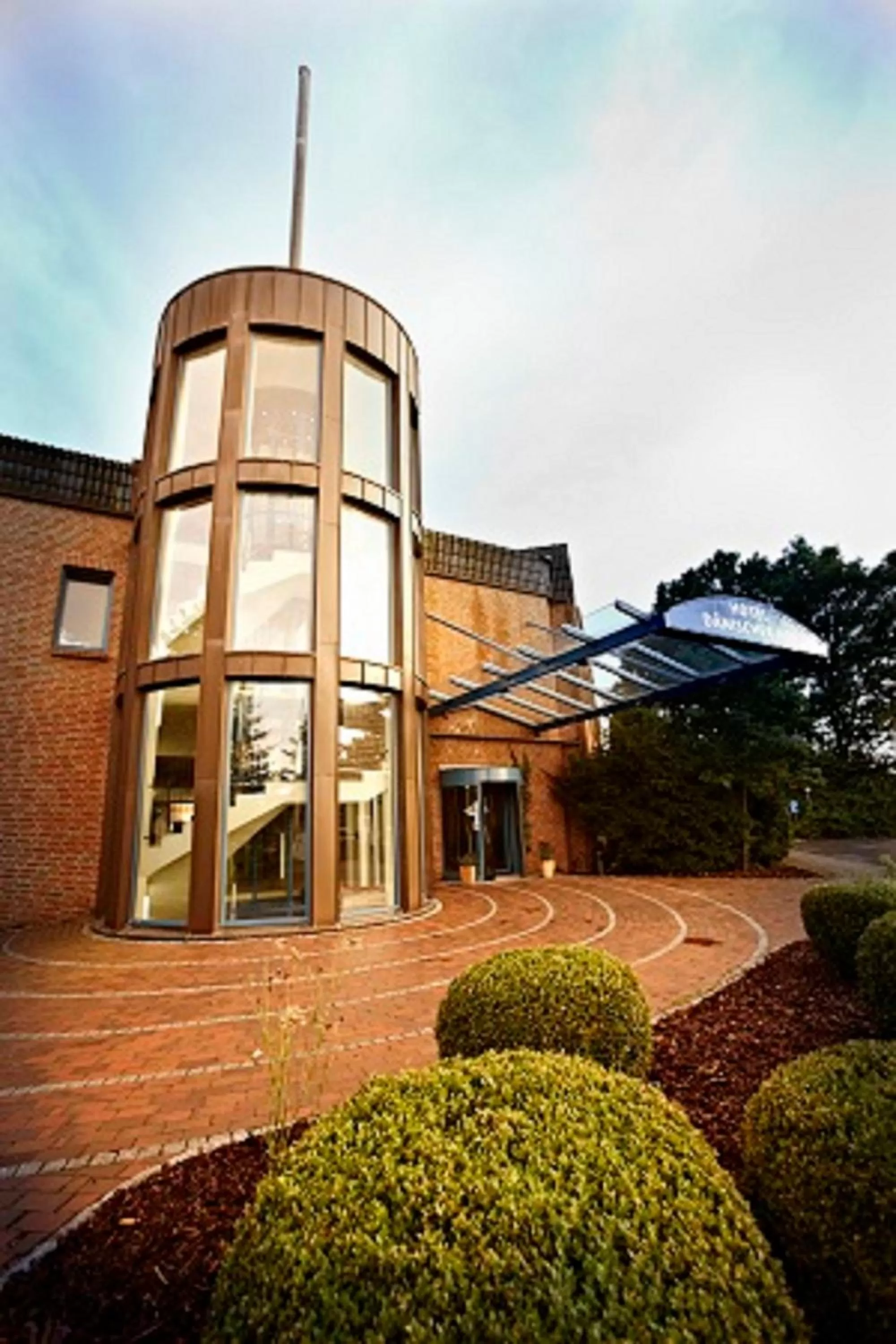 Facade/entrance in Hotel Dänischer Hof Altenholz by Tulip Inn