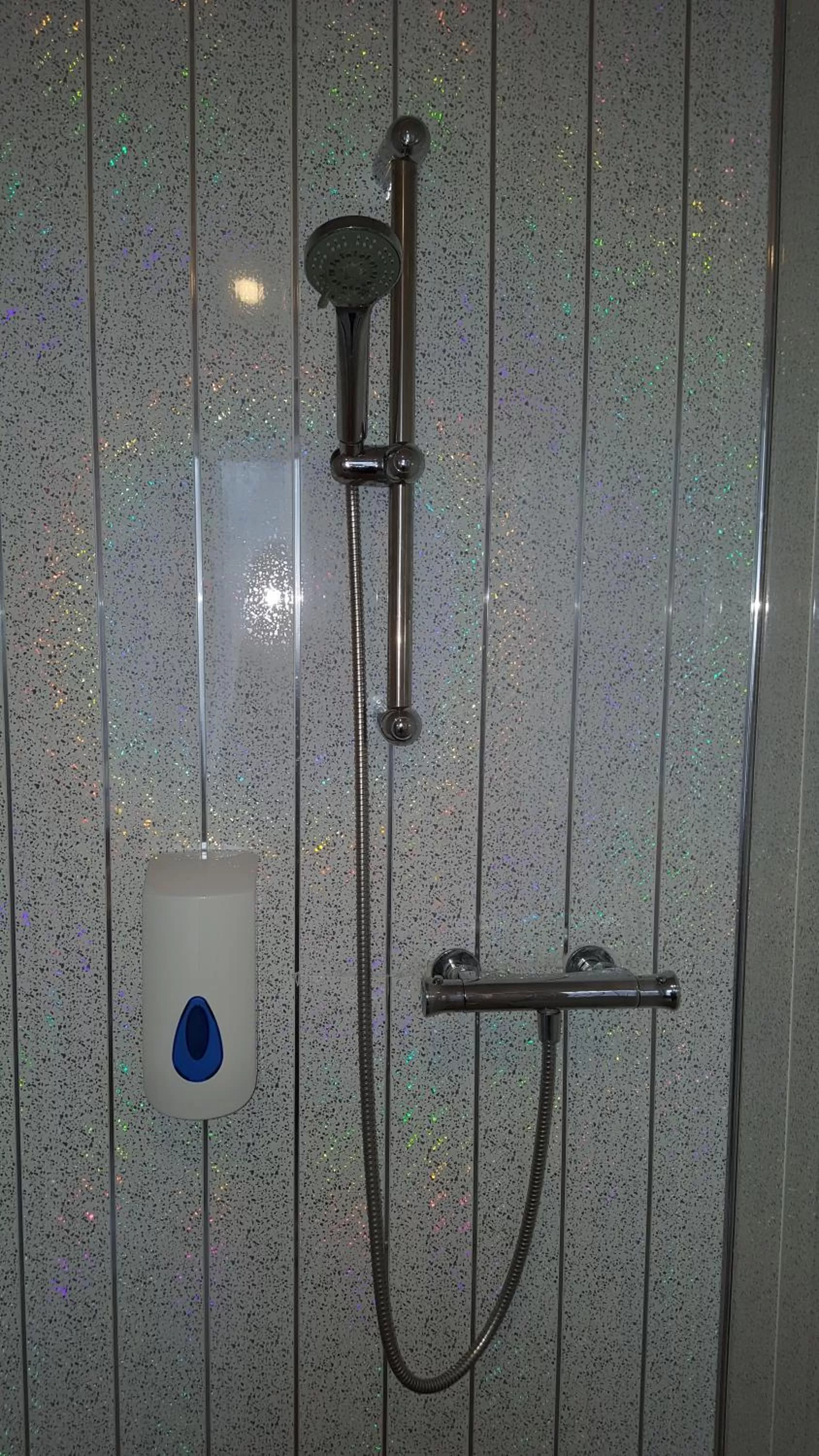 Bathroom in BUKHARI Hotel