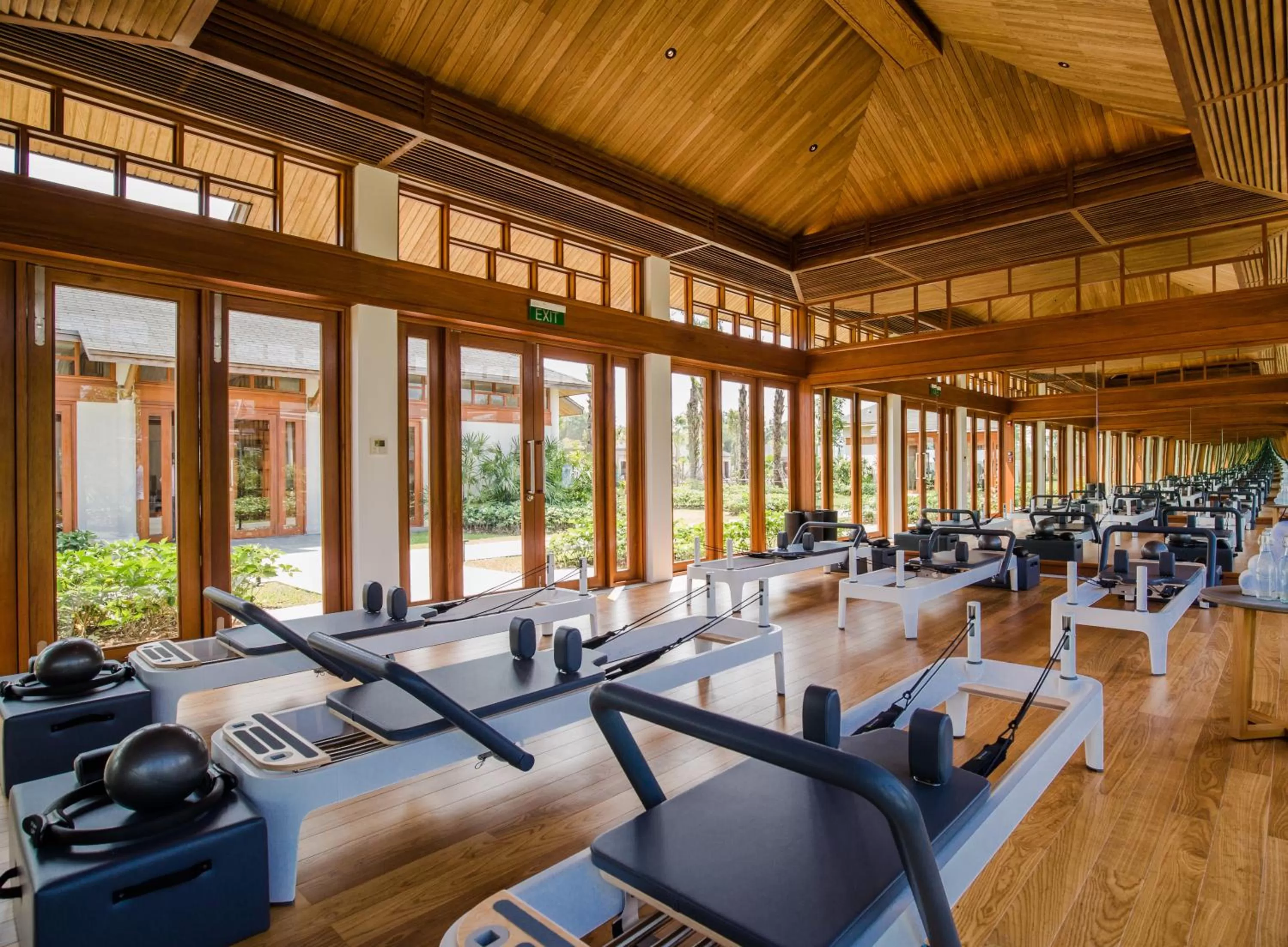 Fitness centre/facilities in Azerai Can Tho