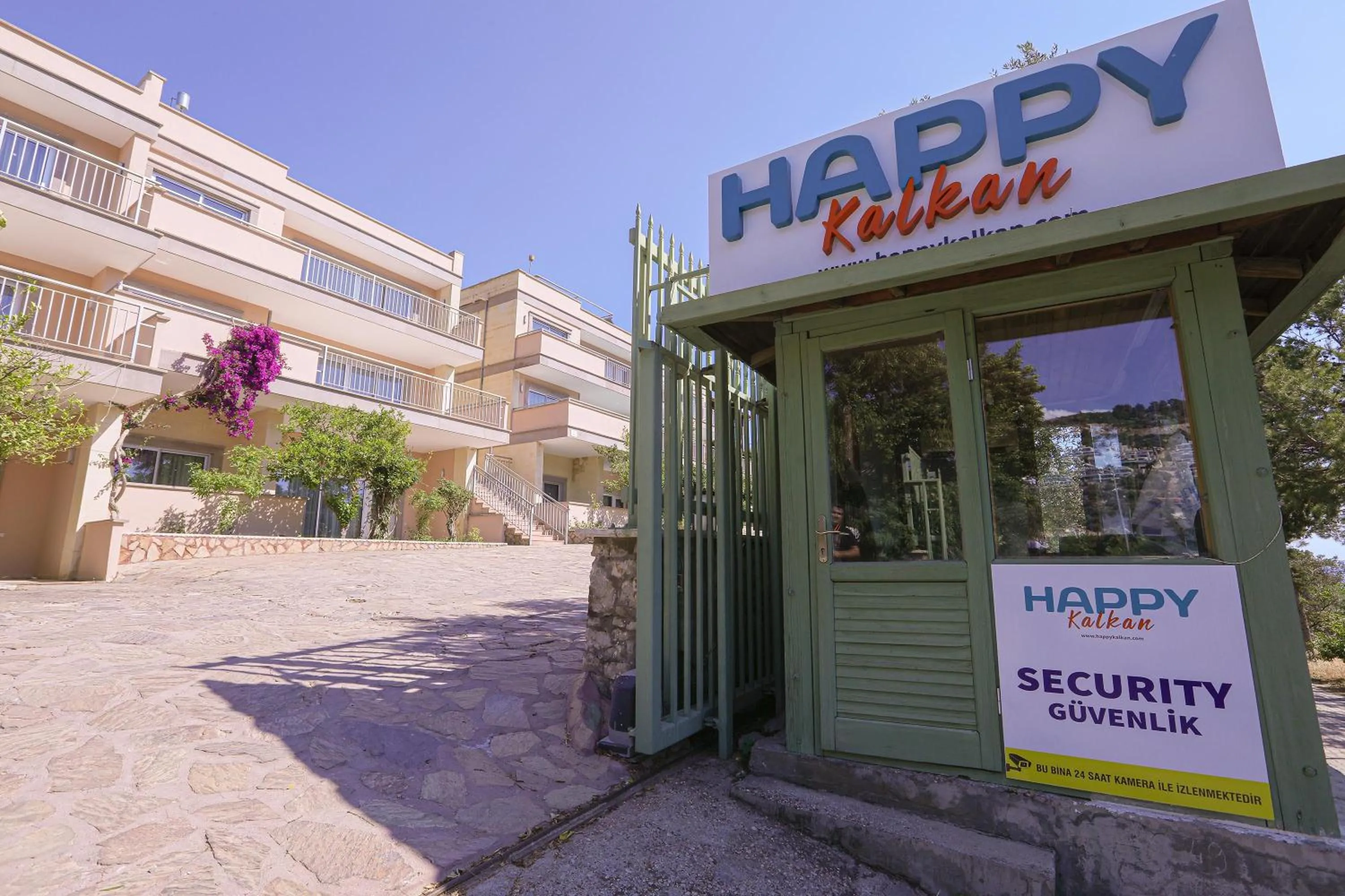 Facade/entrance in Happy Hotel Kalkan