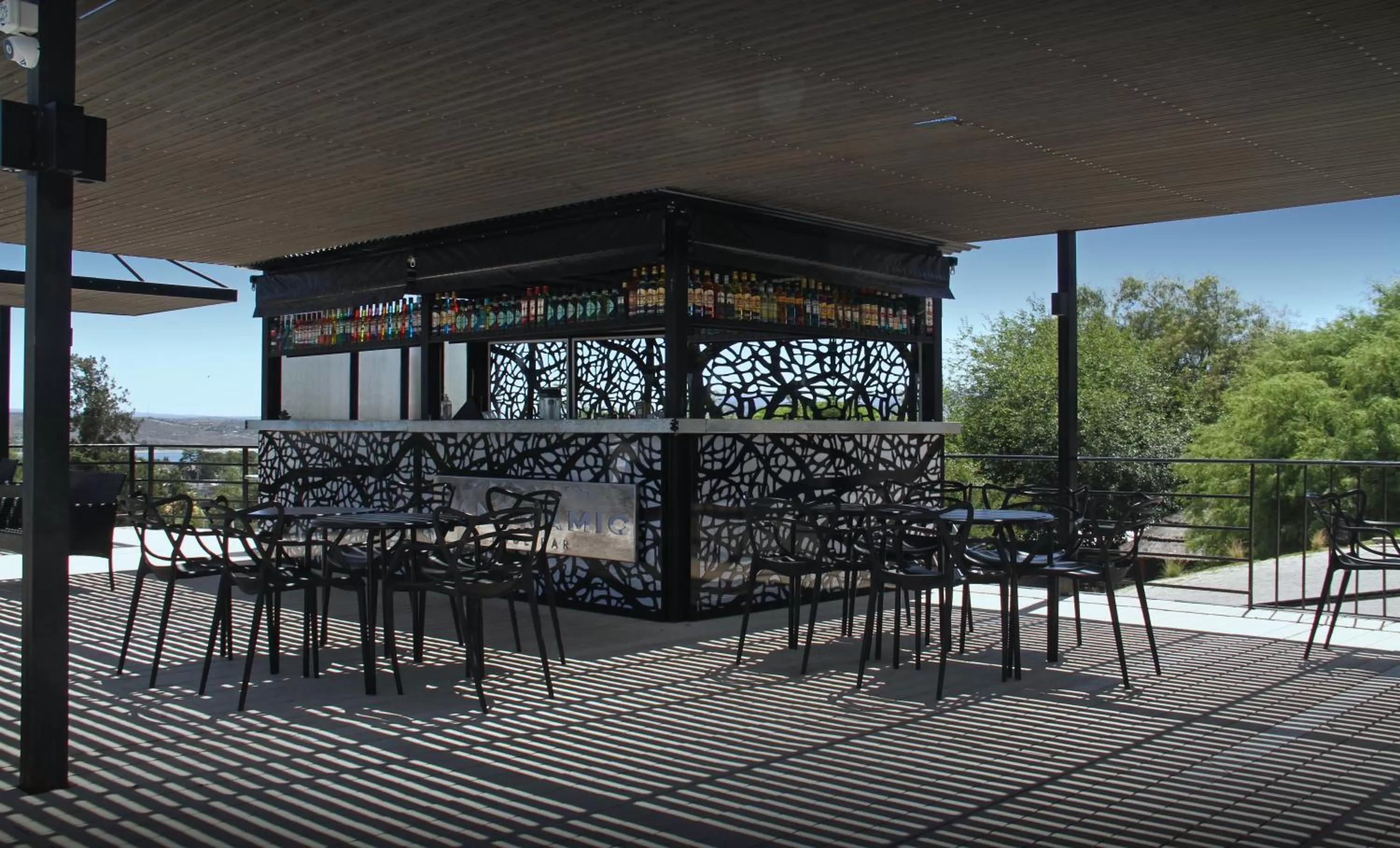 Lounge or bar in Pinares Panorama Suites, Spa & Convention Center