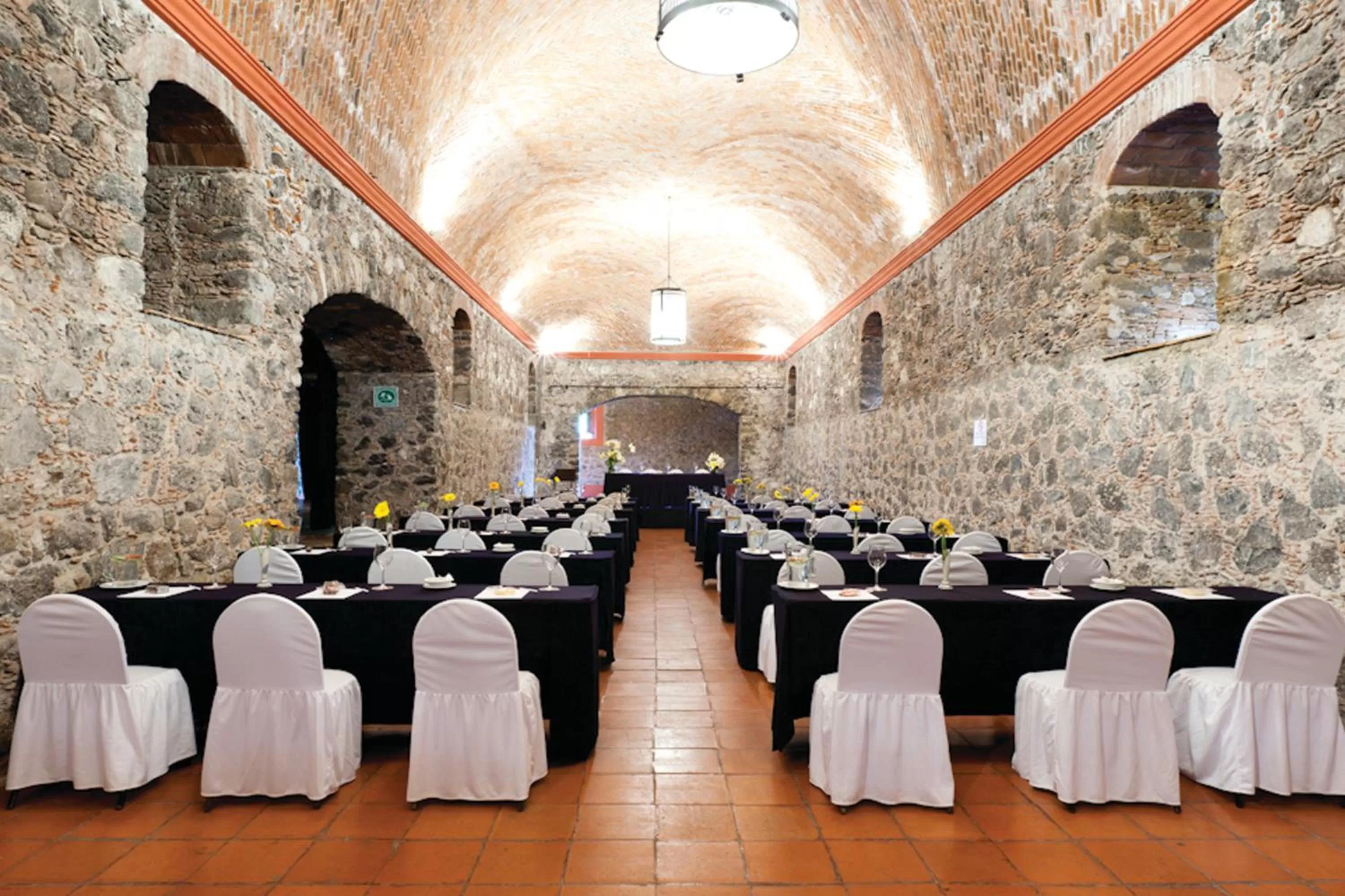 Business facilities, Banquet Facilities in Mision Grand Juriquilla