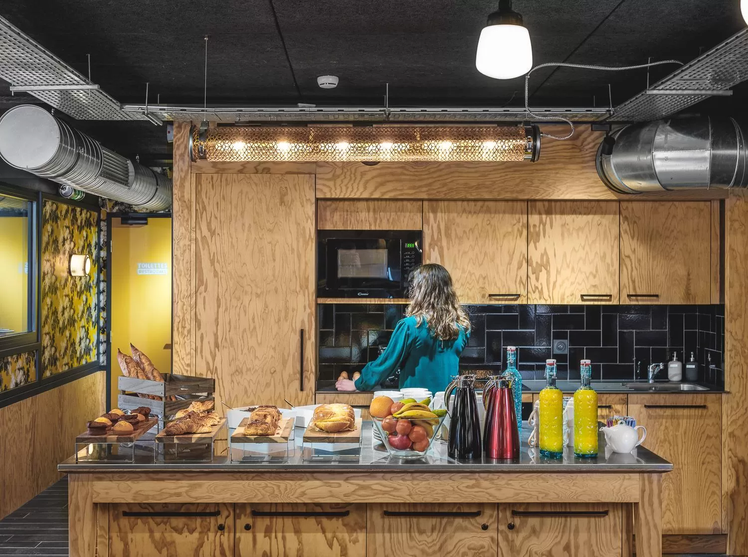 Food and drinks in Eklo Hotels Paris Marne La Vallée