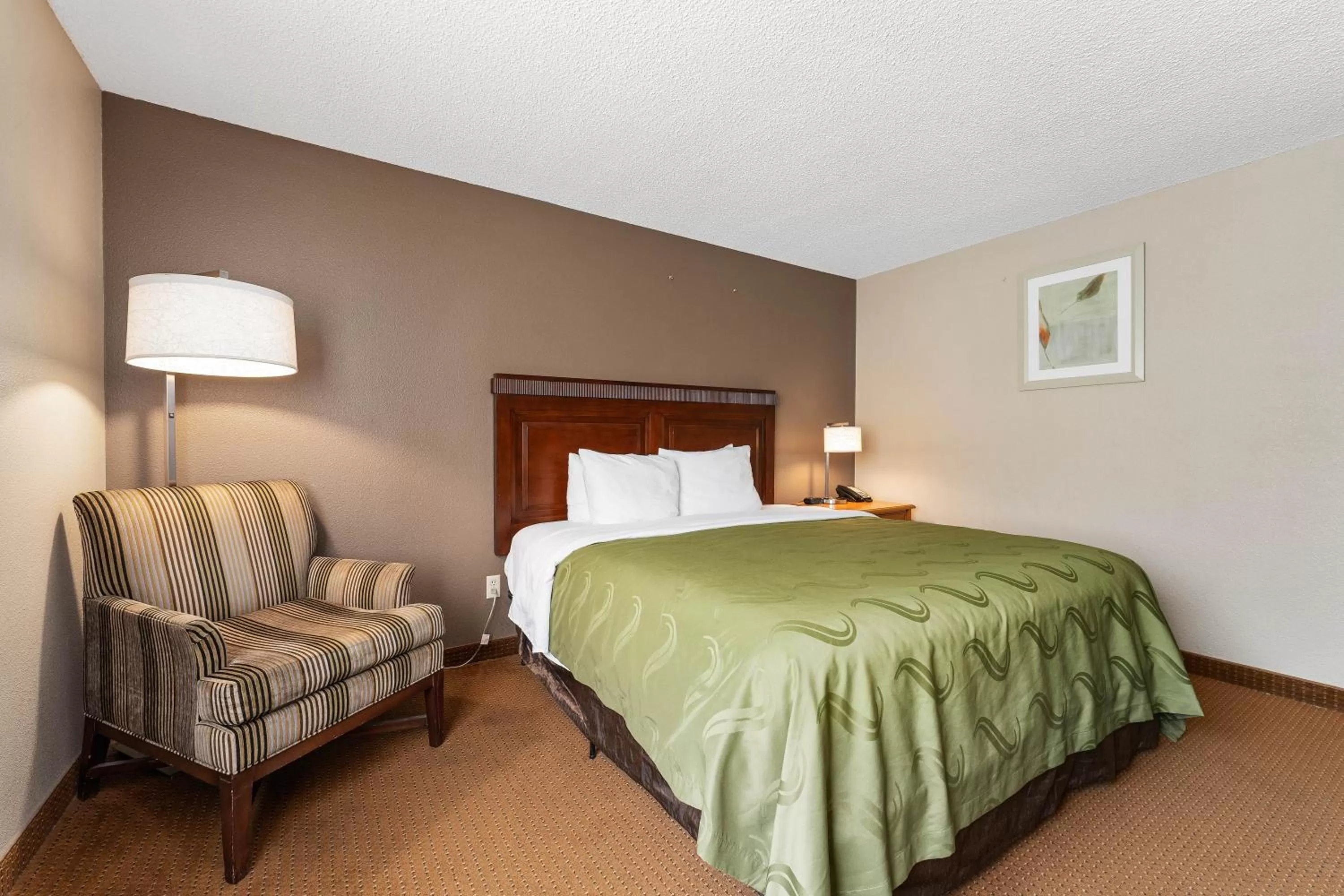 Bedroom in Quality Inn & Suites Okanogan - Omak