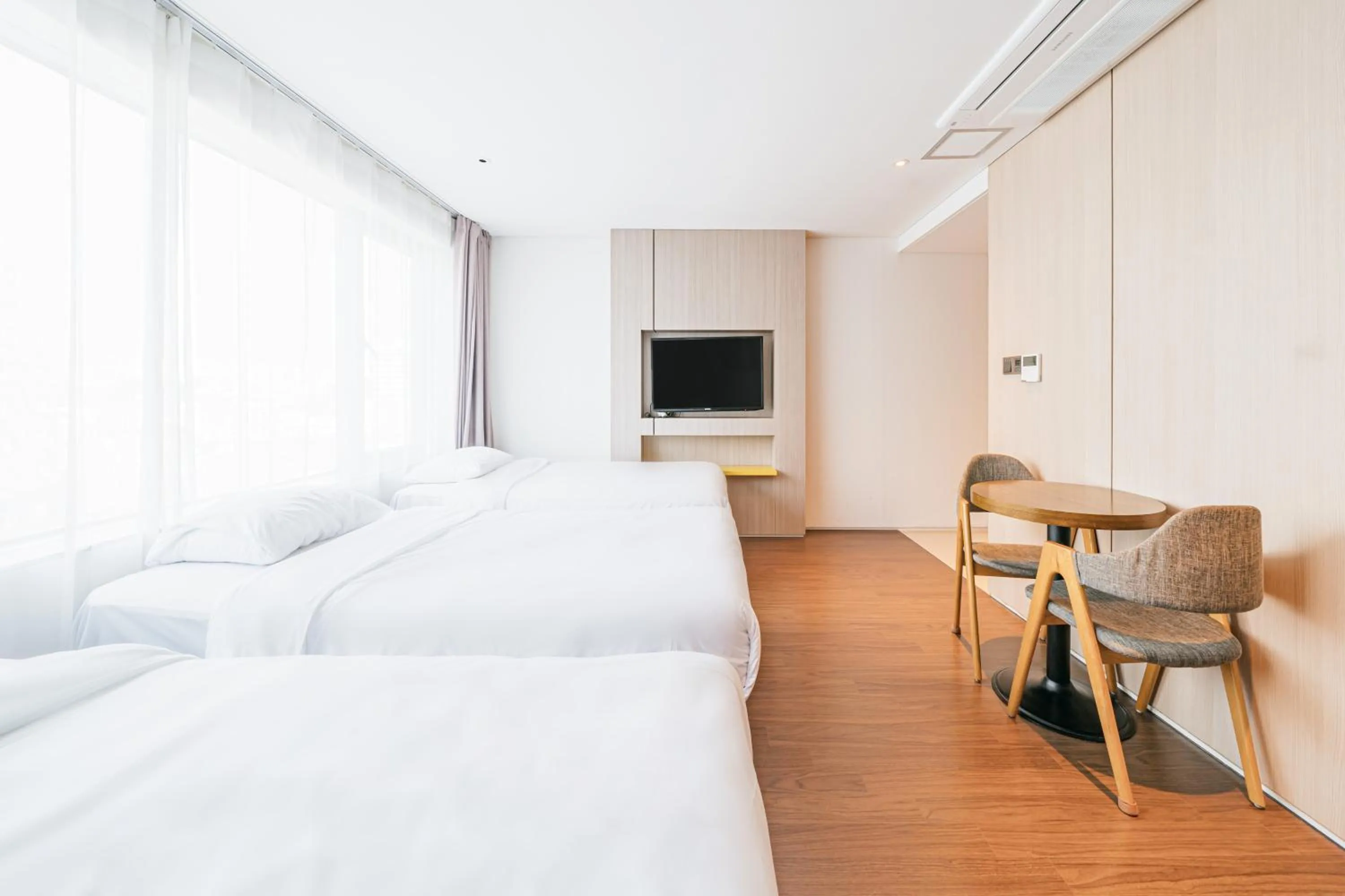 TV and multimedia, Bed in The First70 Hotel