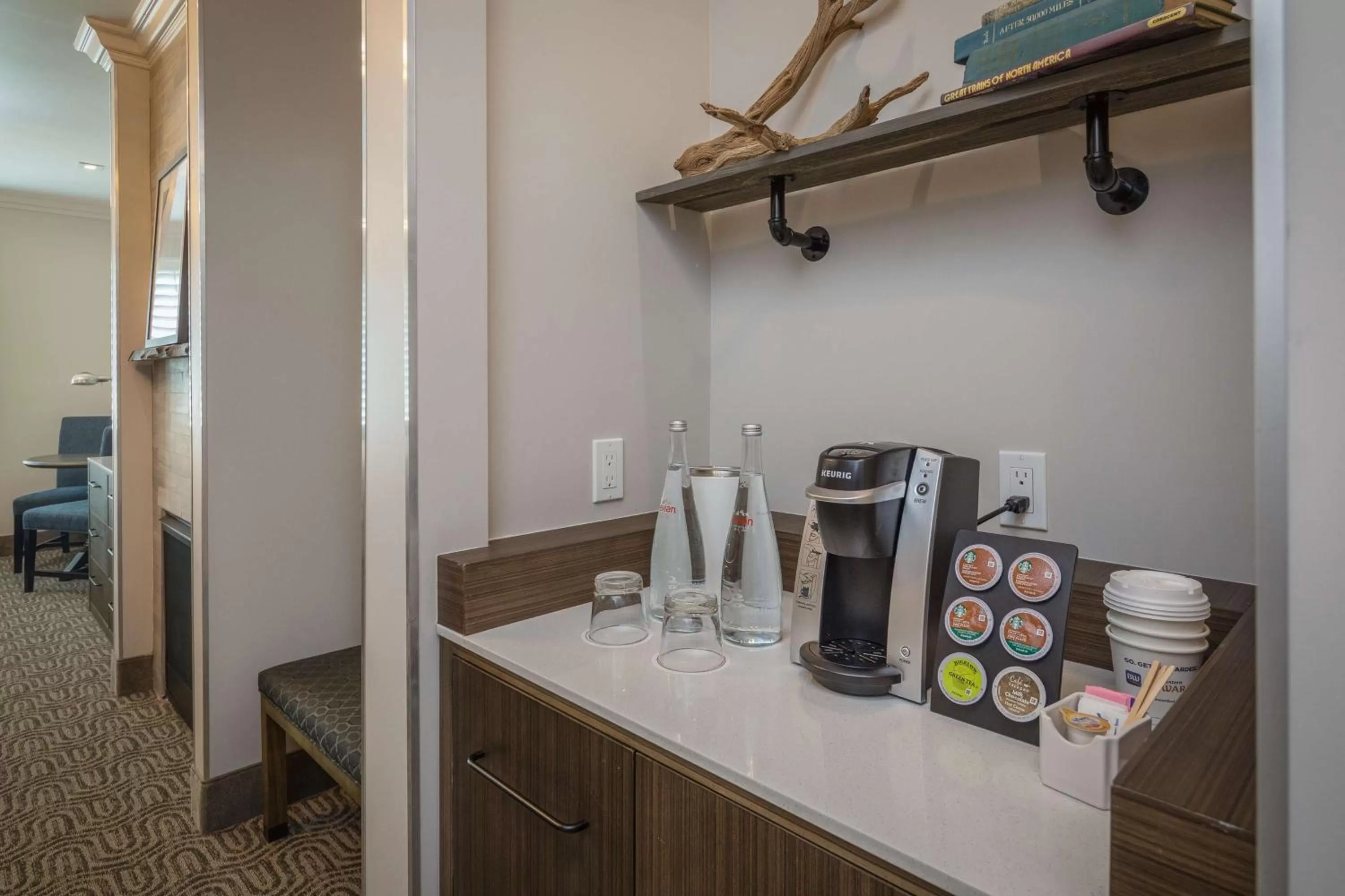 Bedroom in Aristocrat Hotel, BW Signature Collection