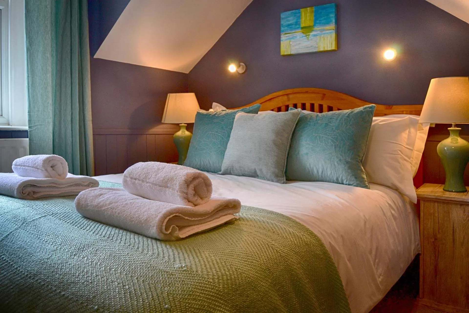 Bedroom, Bed in The Lansdowne Cottage - Exclusive Welcome Hamper