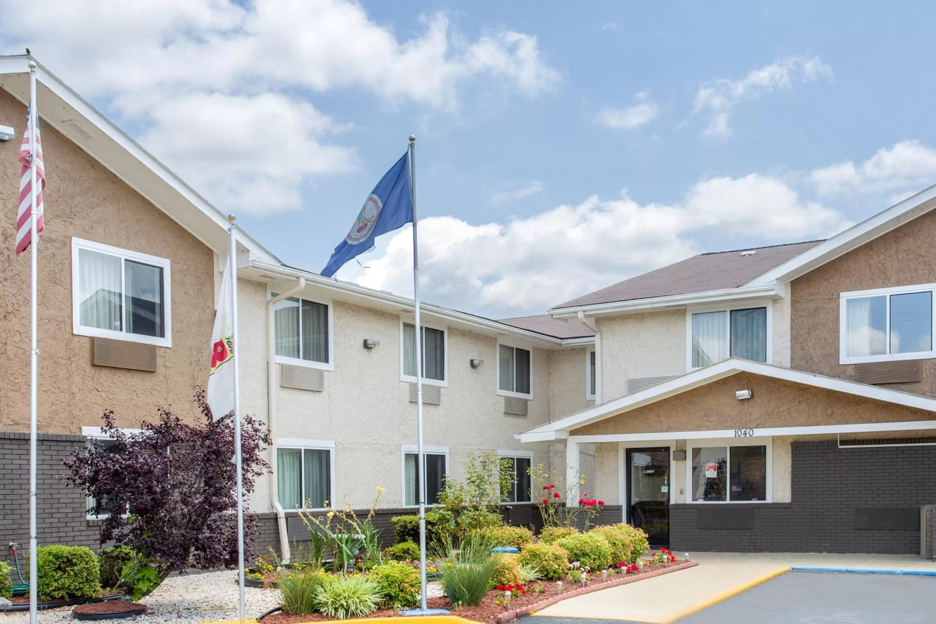 Property building in Super 8 by Wyndham South Boston VA