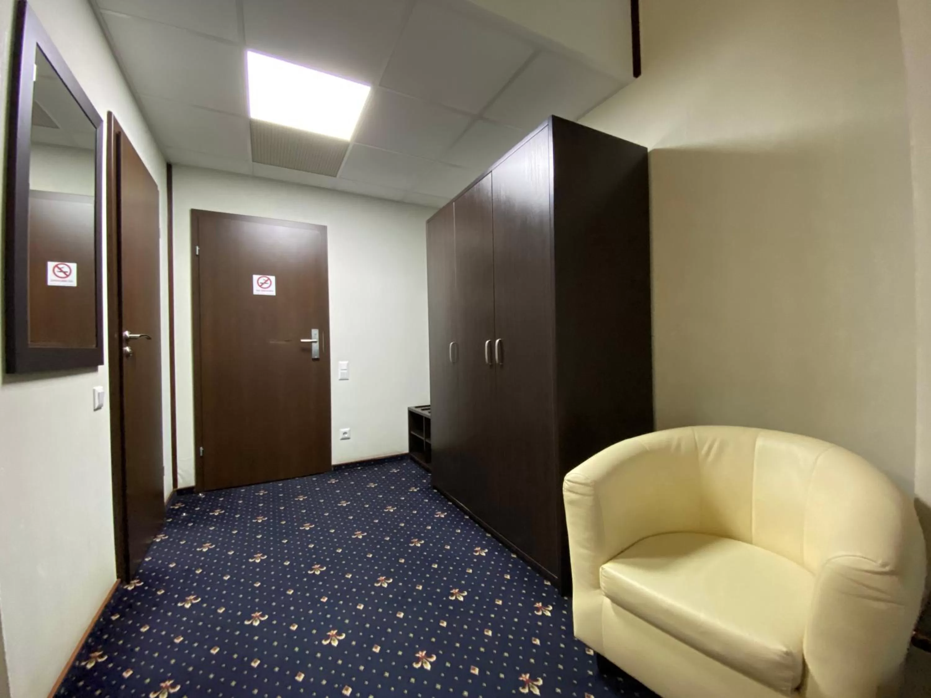 Photo of the whole room in irisHotels