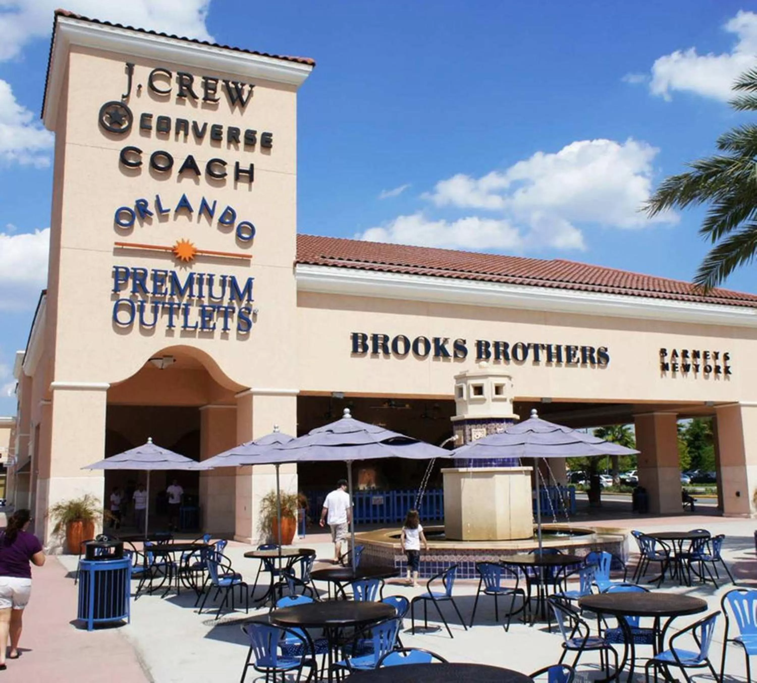 Nearby landmark in Holiday Inn Express Hotel & Suites Manchester - Airport by IHG