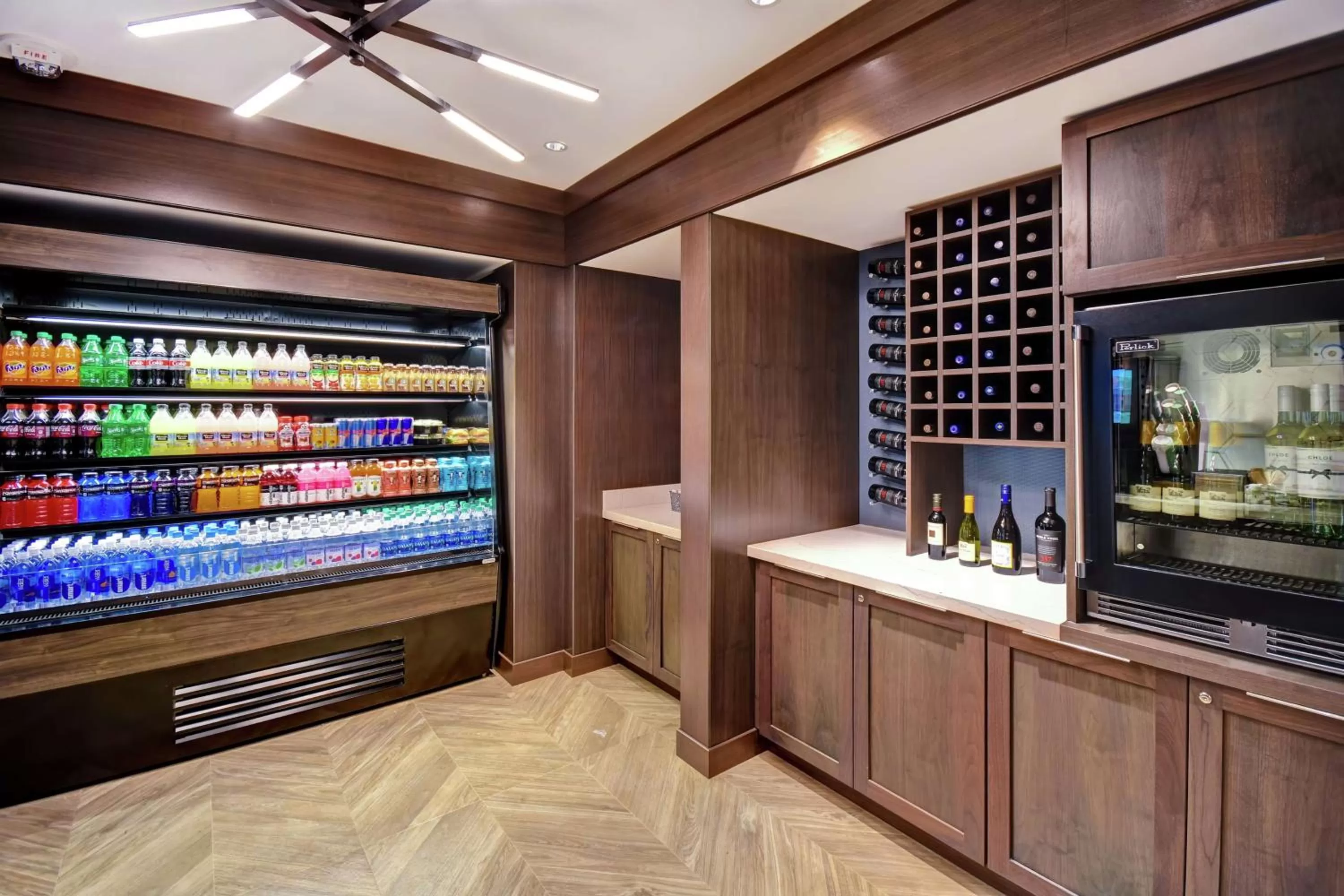 Restaurant/places to eat in Embassy Suites by Hilton Santa Clara Silicon Valley