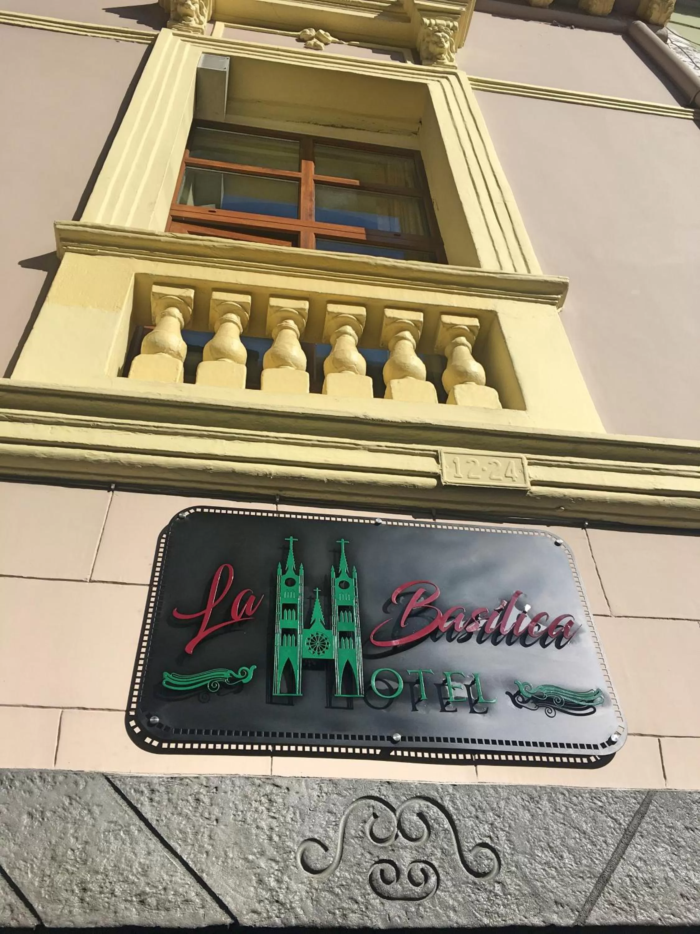 Property building in Hotel La Basílica Quito
