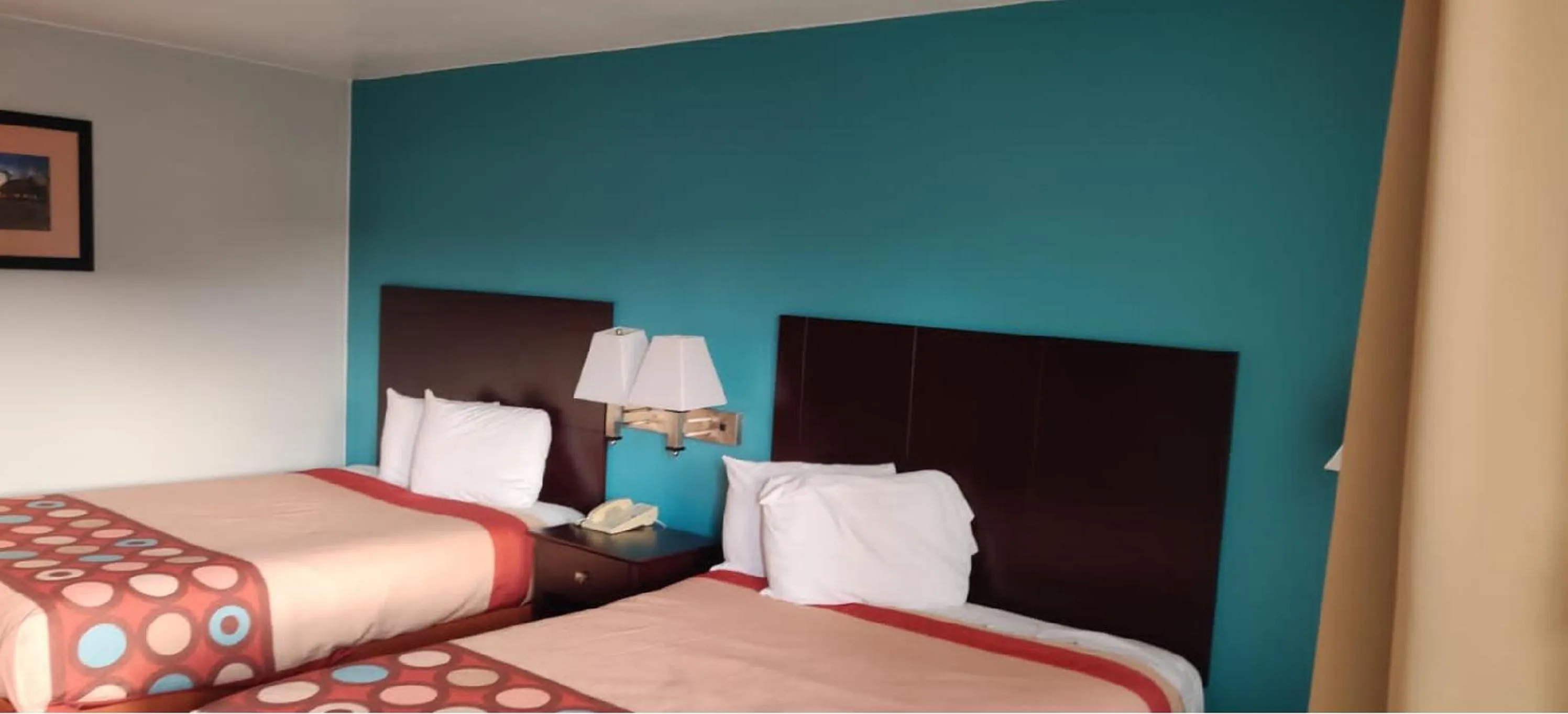 Bedroom, Bed in FairBridge Inn Express Stuttgart