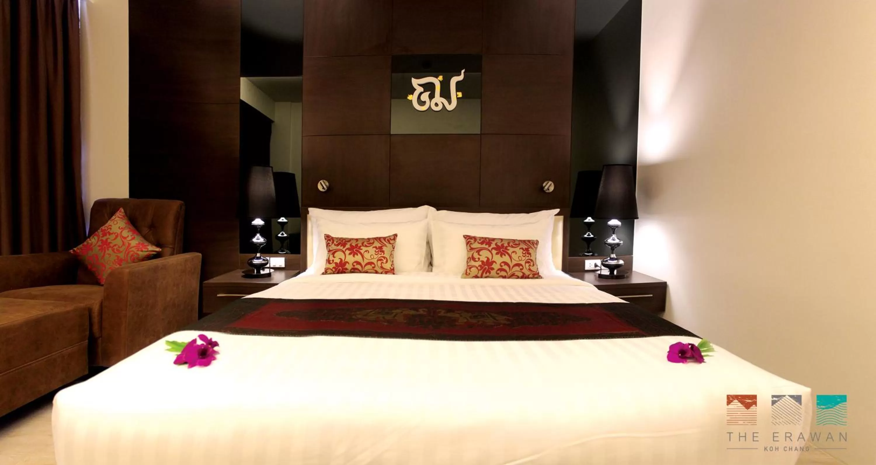 Text overlay, Bed in The Erawan Koh Chang -SHA Extra Plus