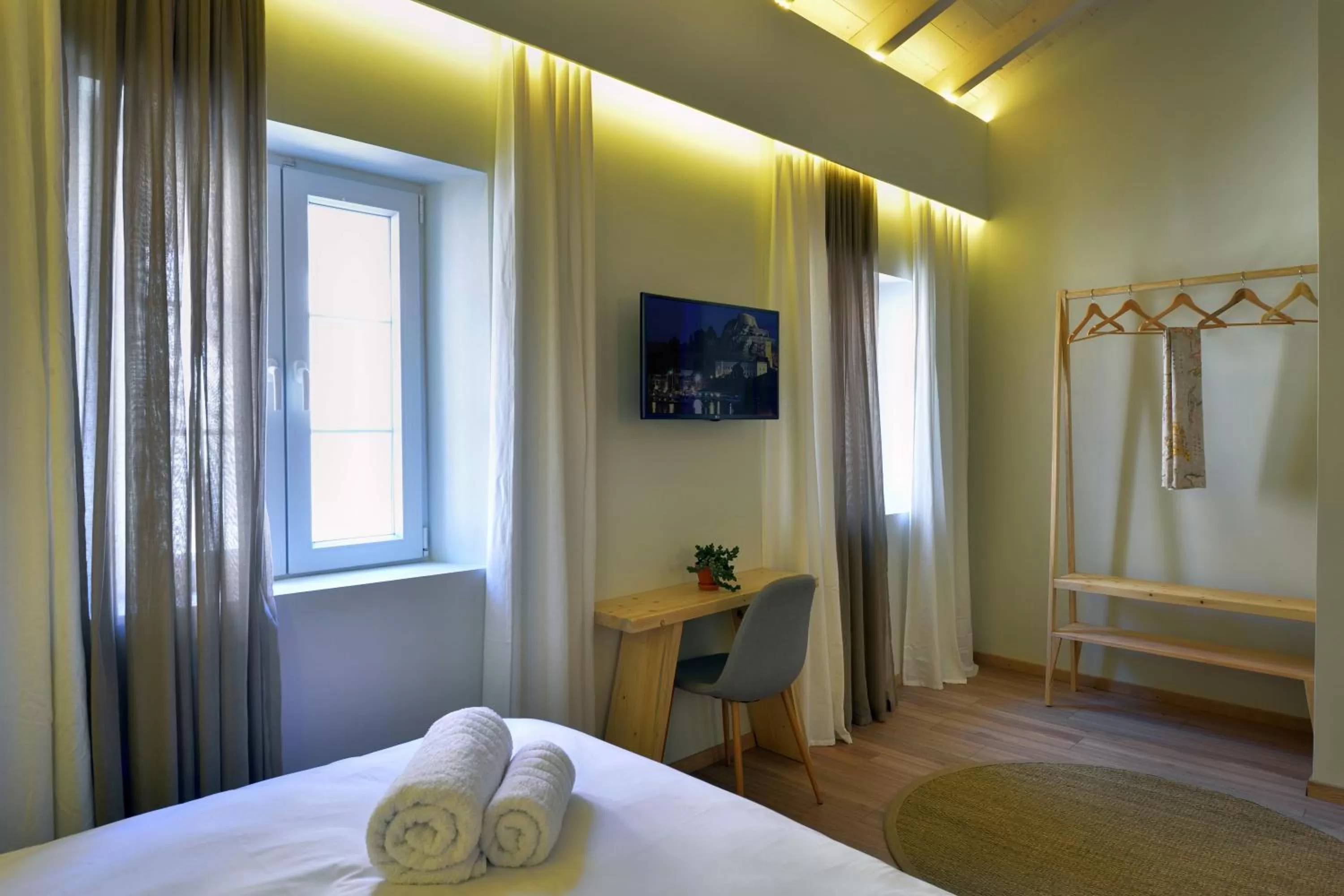 Photo of the whole room, Bed in Locandiera