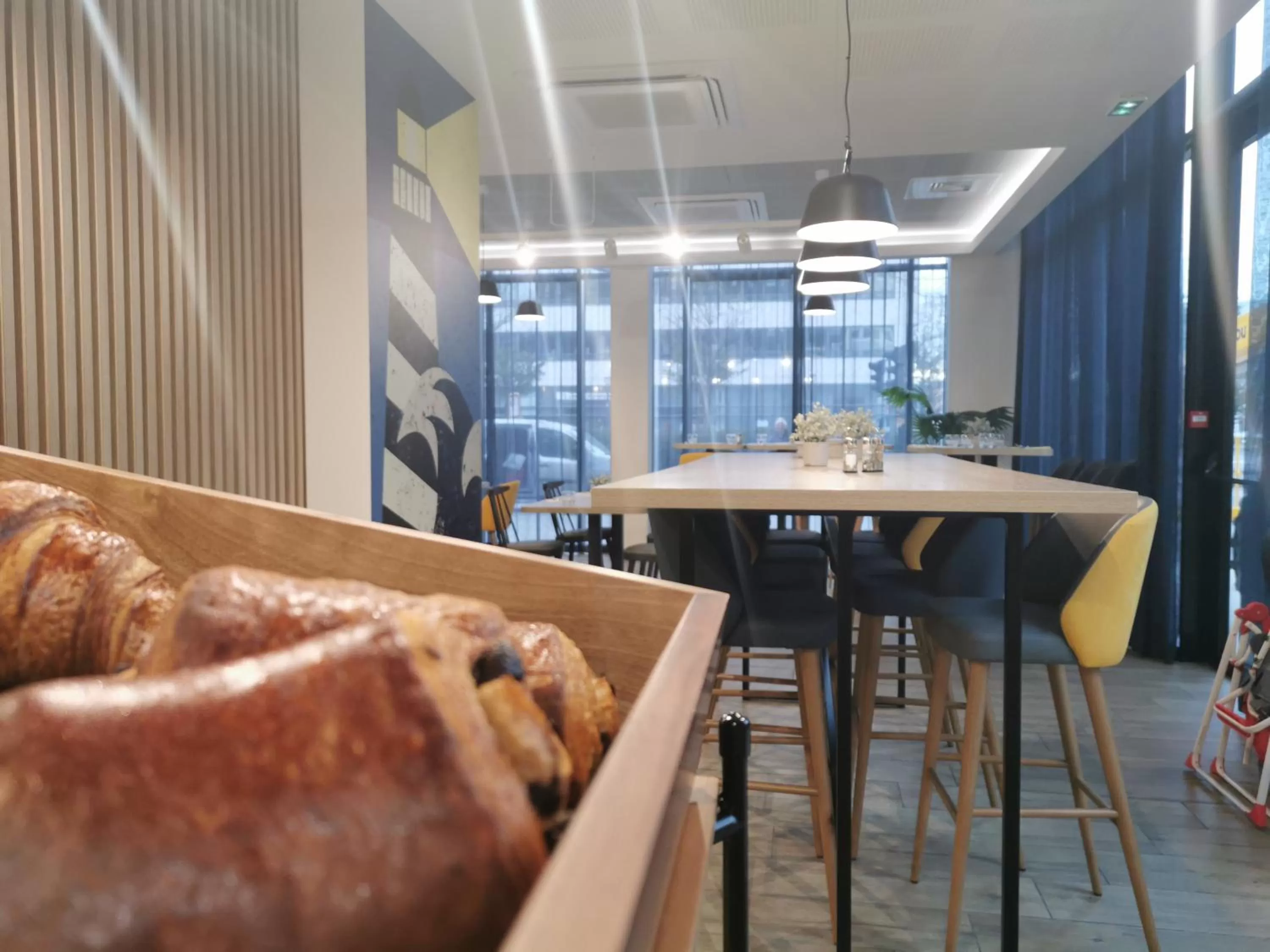 Breakfast in Appart Hotel Odalys City Le Havre Centre