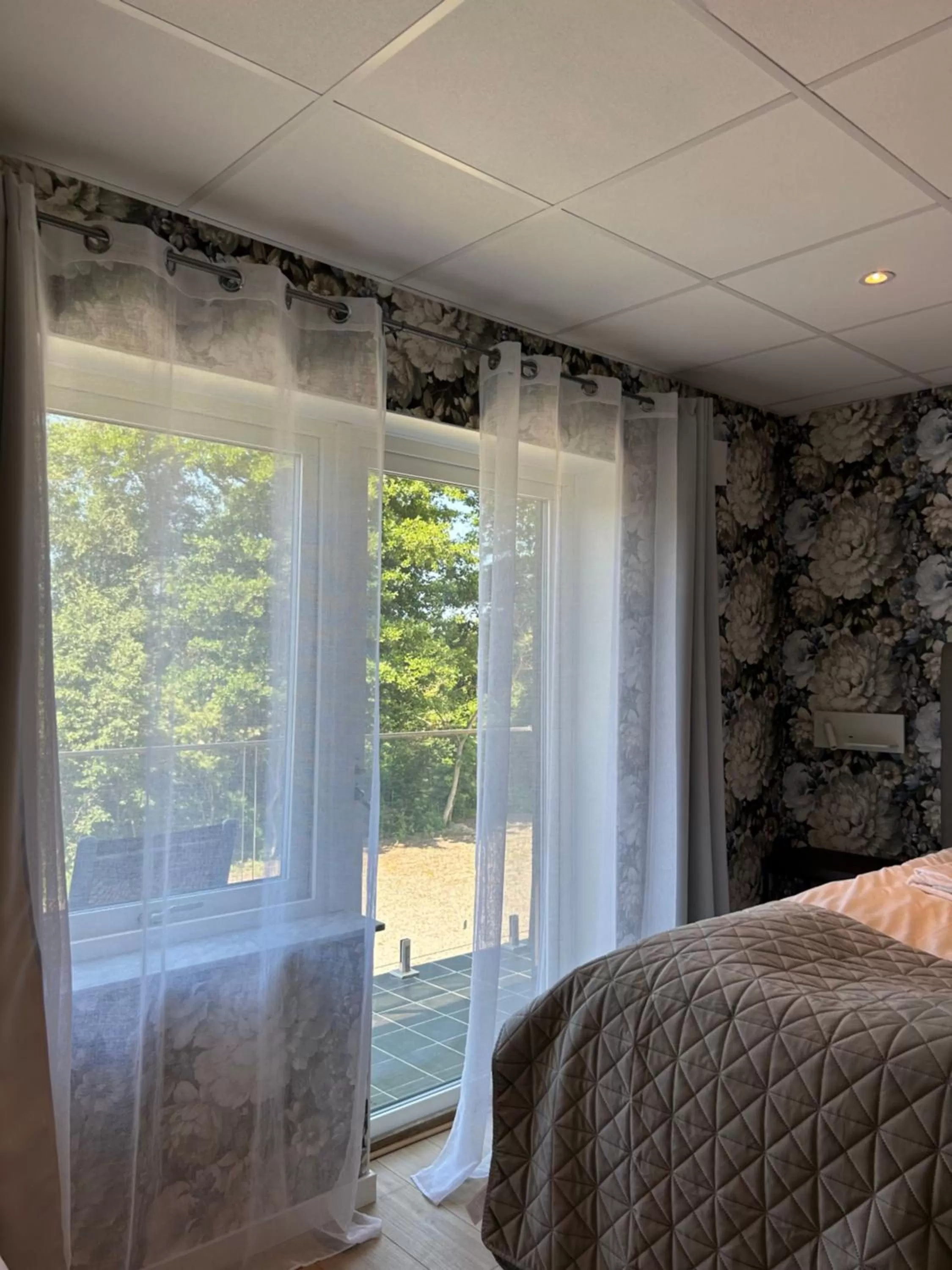 Bed in Solstickan Hotell & Vandrarhem