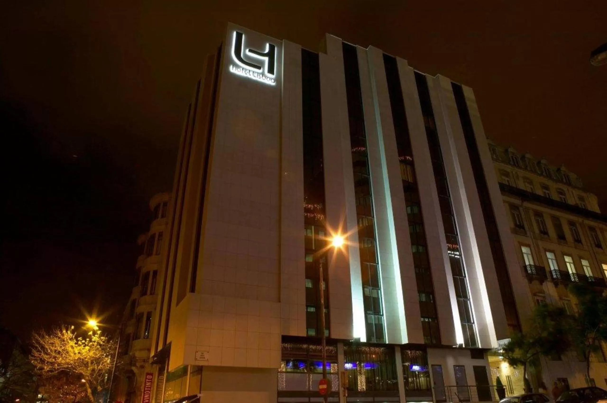 Facade/entrance in Hotel Lisboa