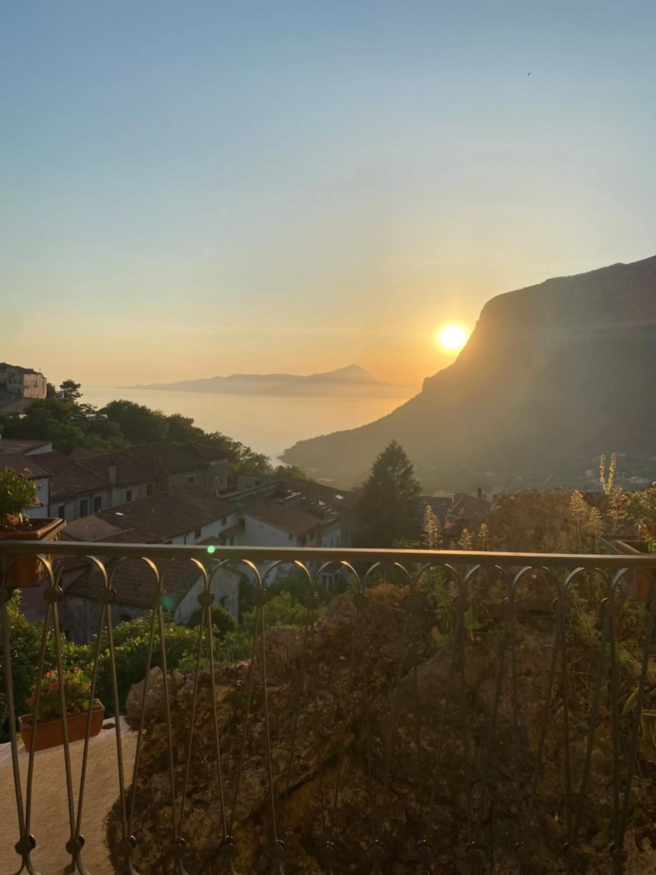 Sunset, Sunrise/Sunset in B&B Dal Maestro