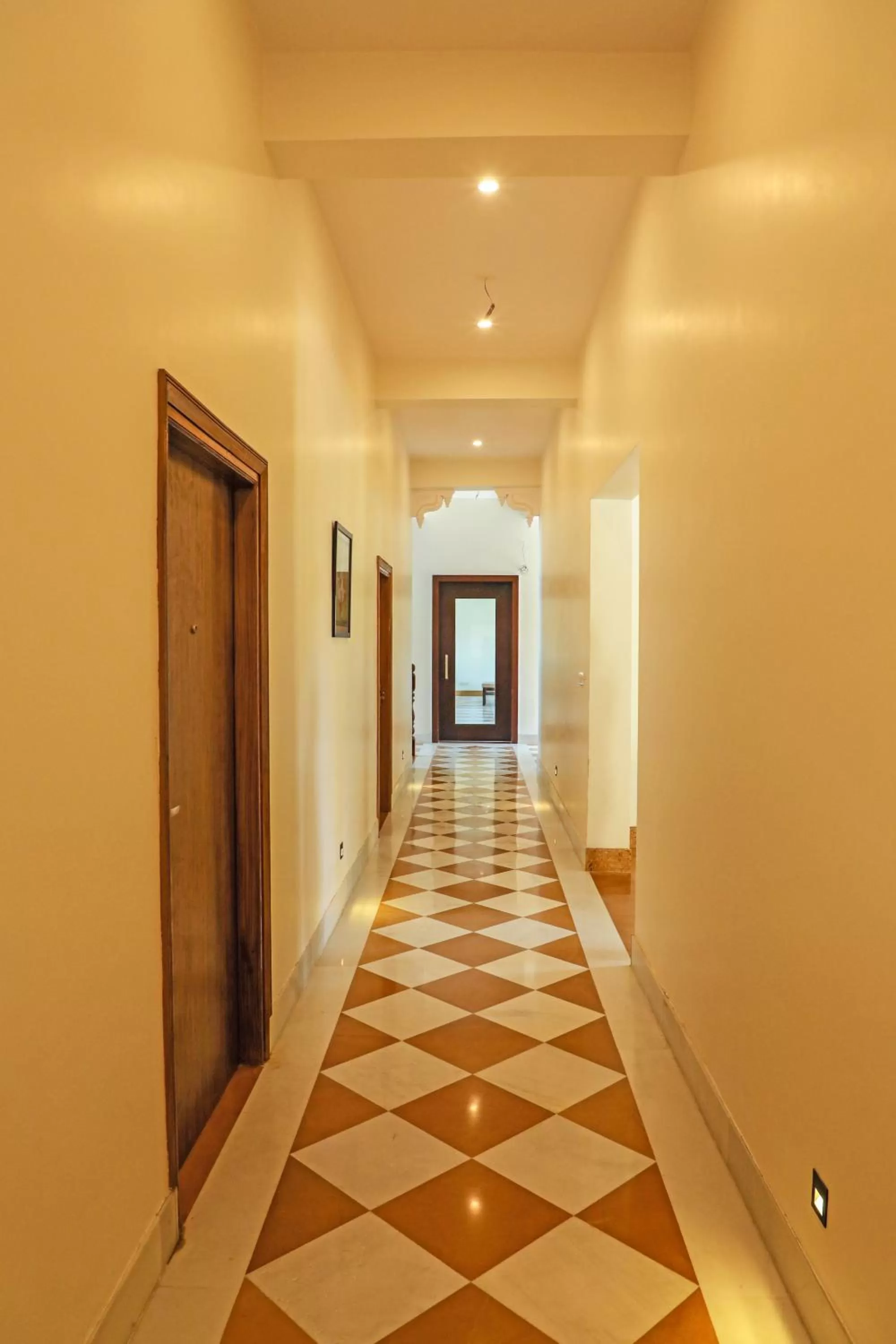 Restaurant/places to eat in Vasant Vilas