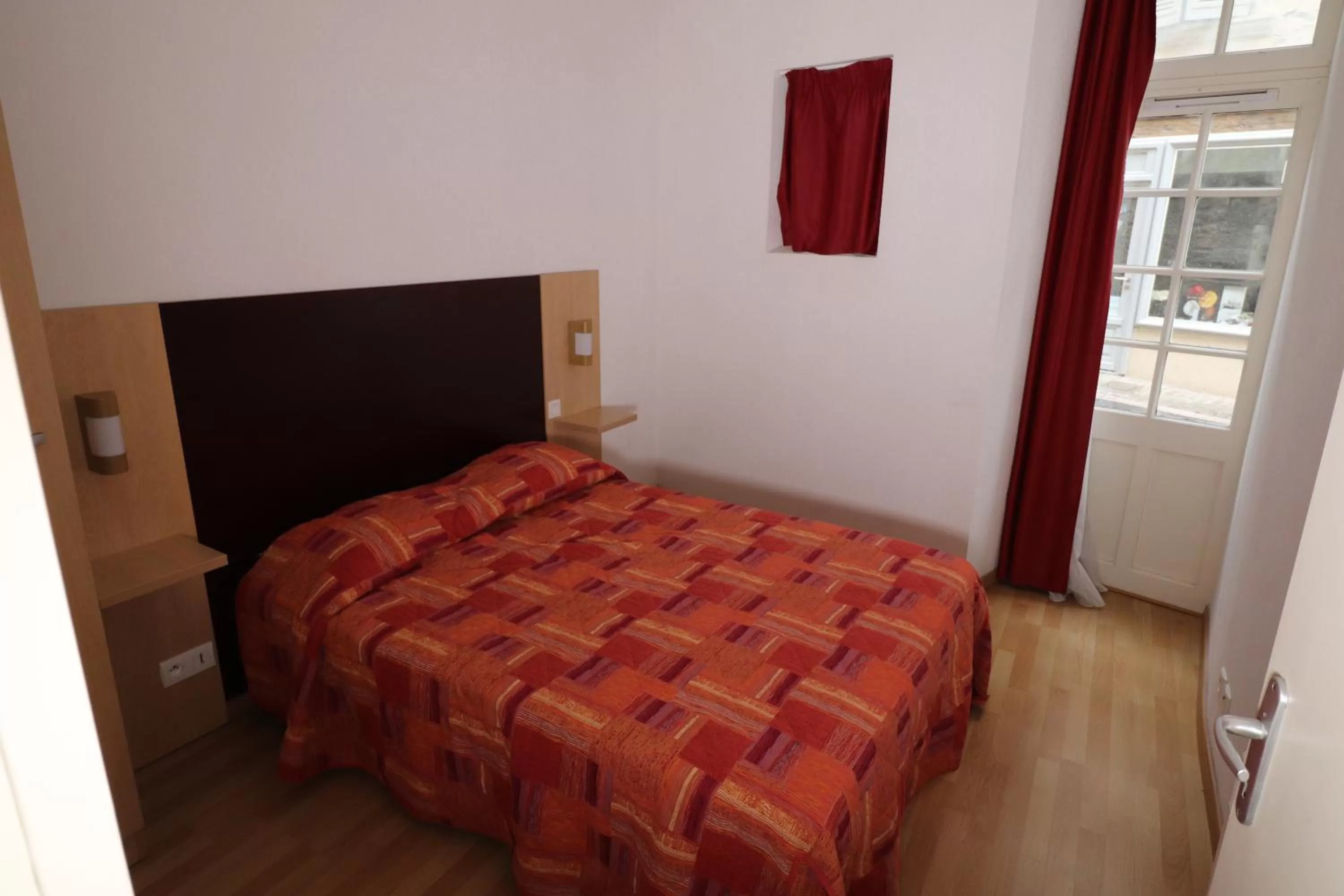 Bed in Chateau Ricard