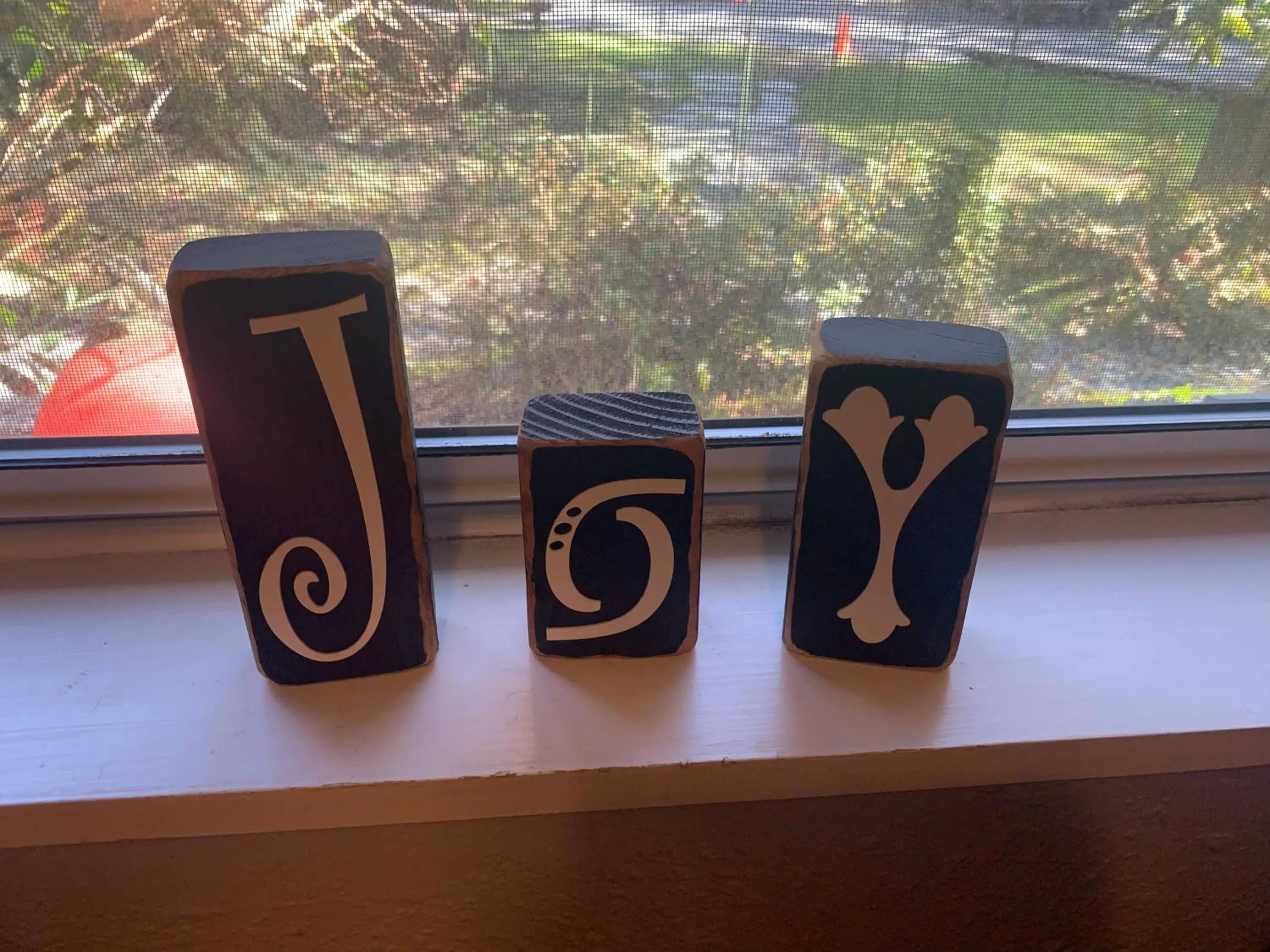 Decorative detail in Mountain Meadows Inn & Chalet Suites