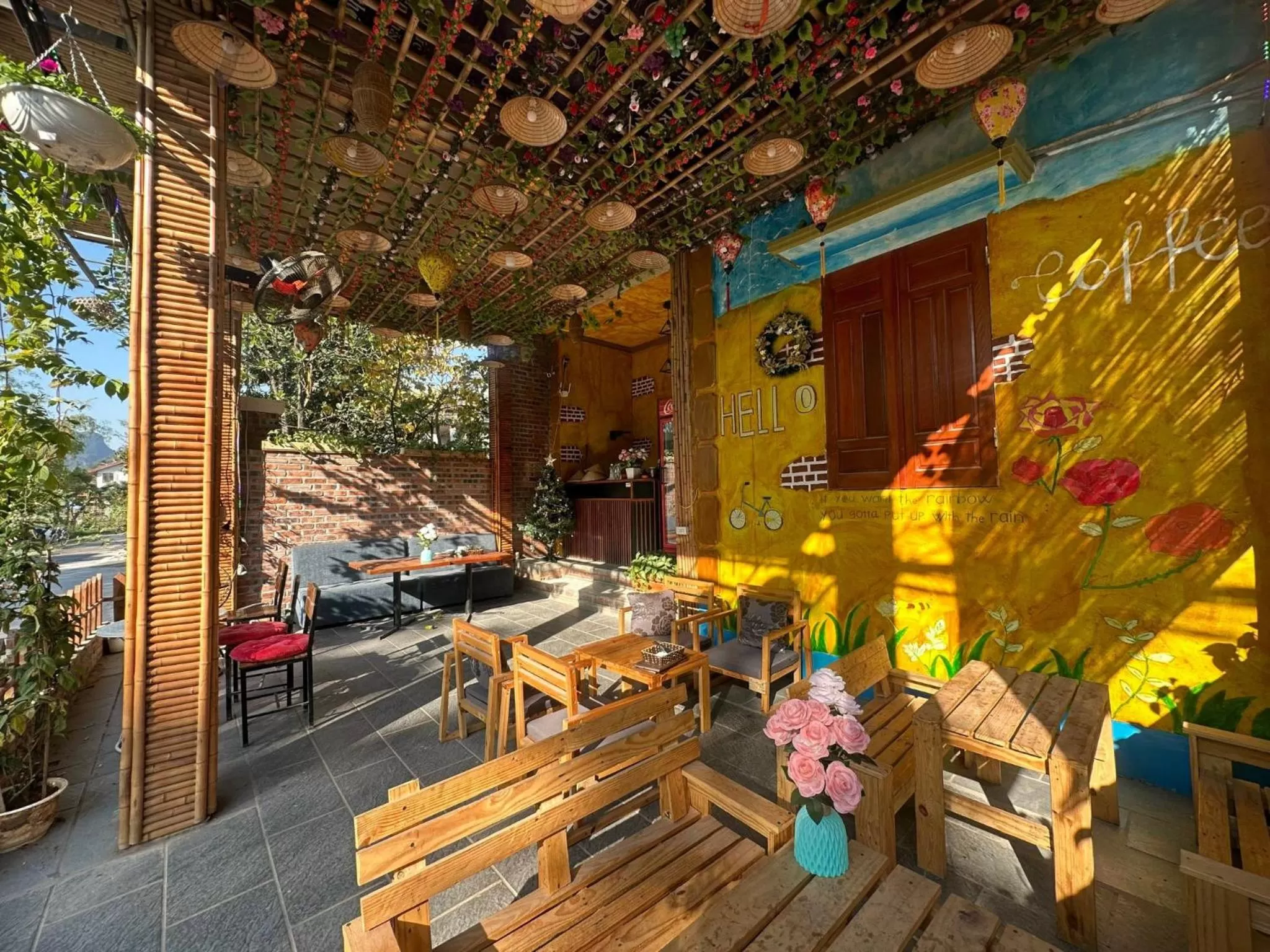 Restaurant/places to eat in Trang An Moon Garden Homestay