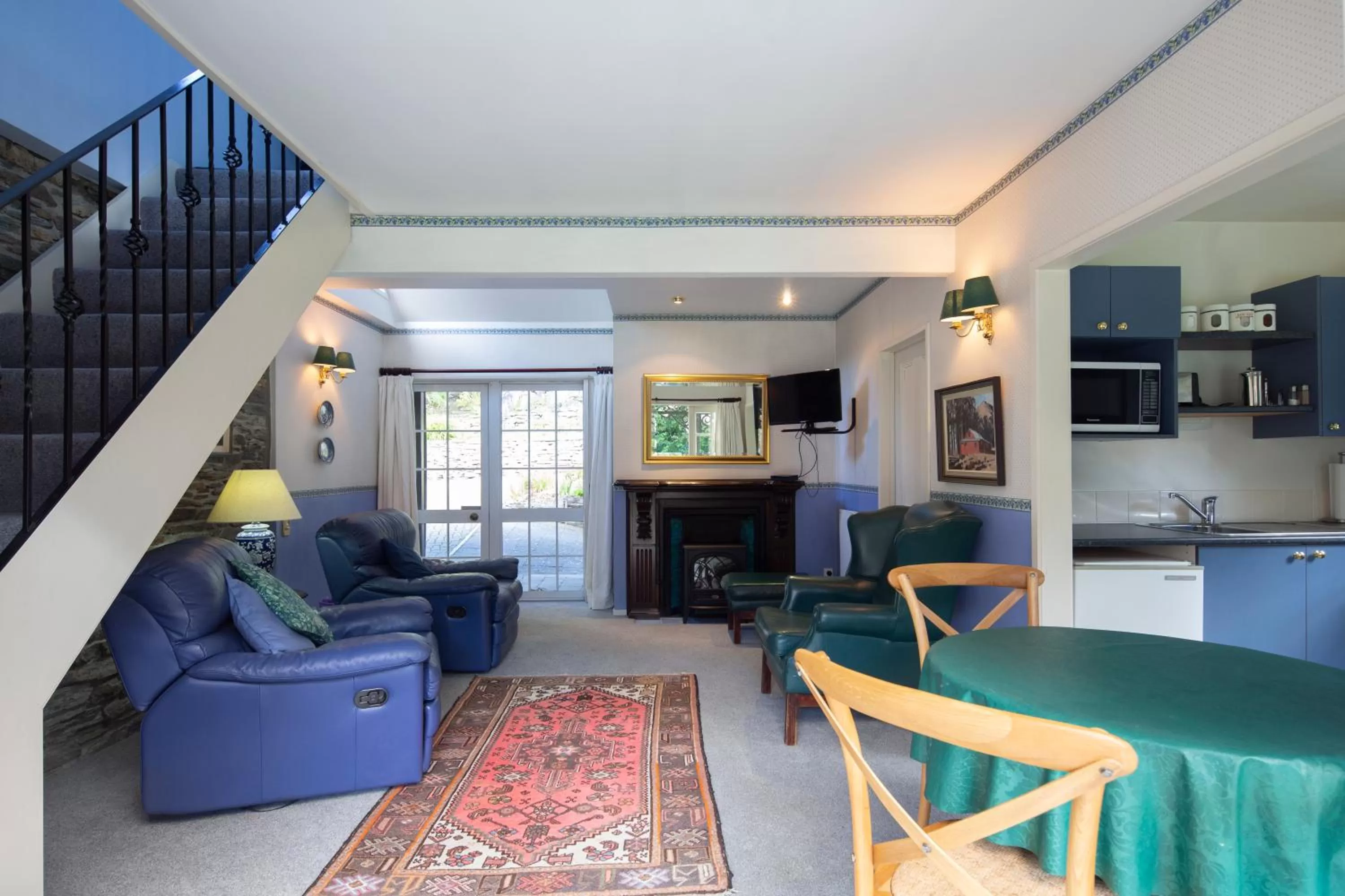 Dining area, Seating Area in Trelawn Place
