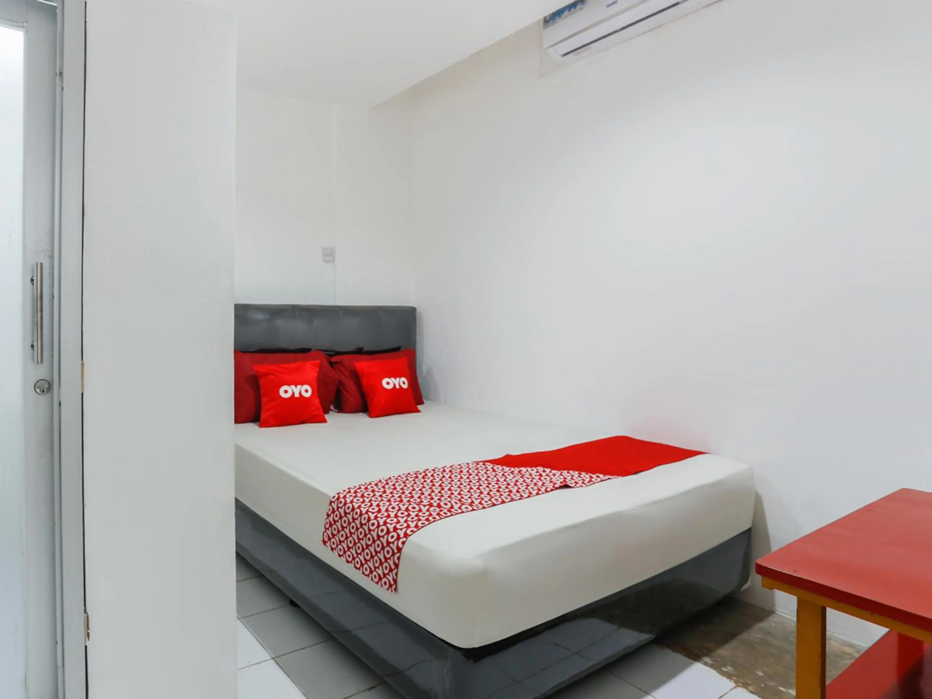 Standard Double Room in OYO 3794 Good Sleep Samarinda