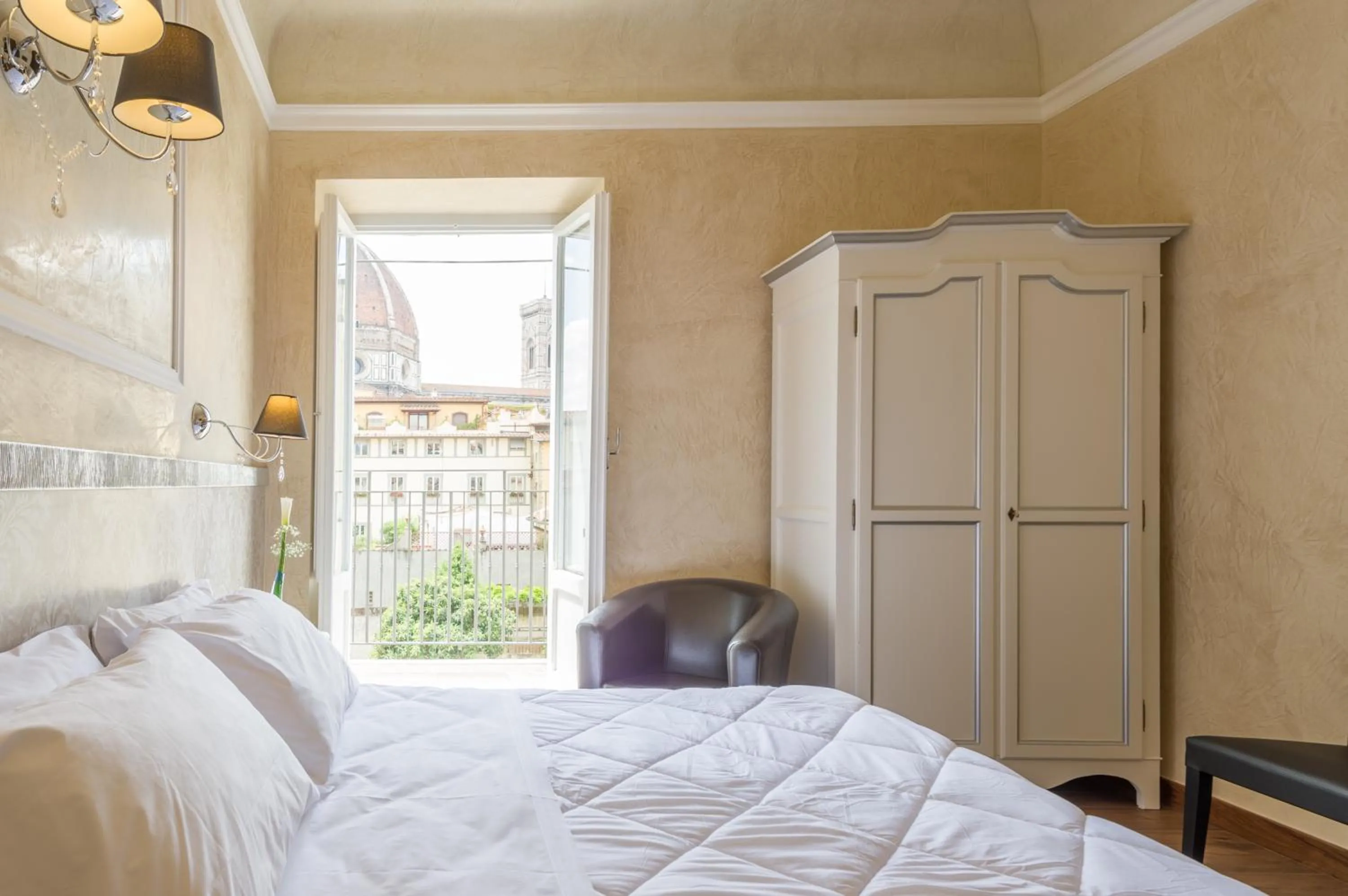 Bed in Hotel California