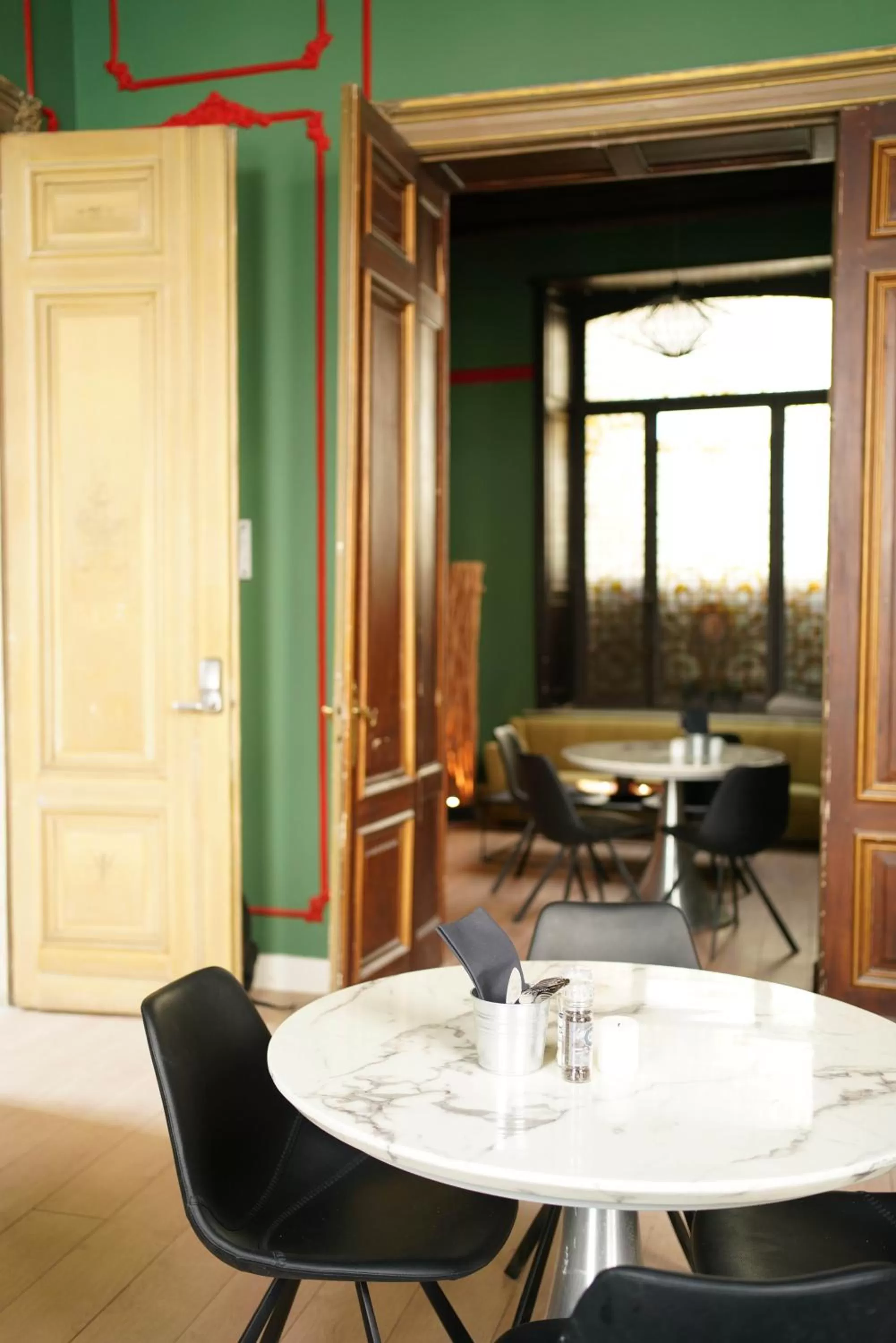 Restaurant/places to eat in Heirloom - The Mansion